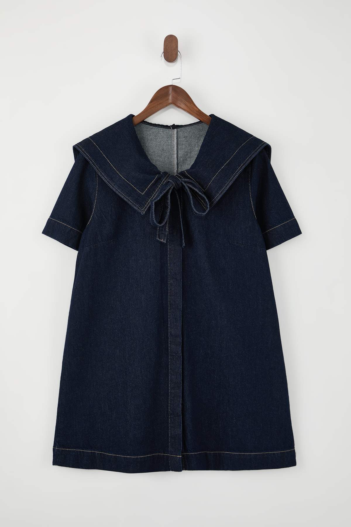 Trendyolmilla  Mavi Bebe Yaka Detaylı %100 Pamuk Mini Denim Elbise TWOSS26EL00041 - Görsel 5