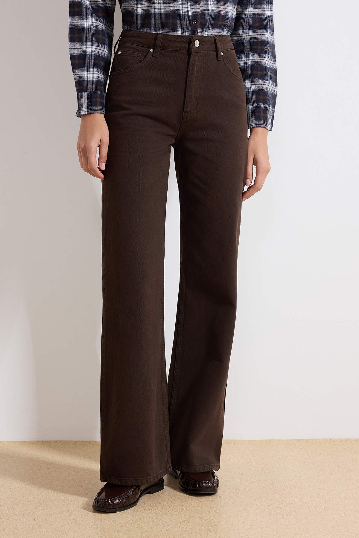 Trendyolmilla  Kahverengi Yüksek Bel Wide Leg Jeans TWOAW24JE00274 - Görsel 3