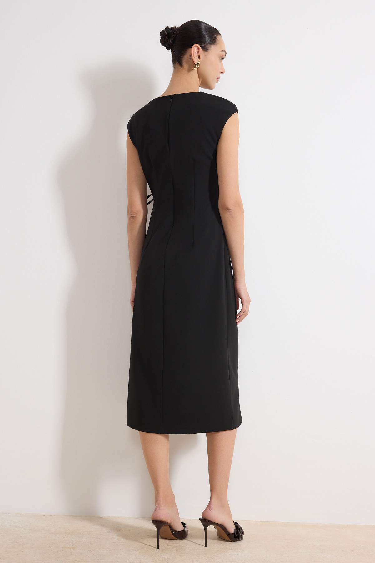 trendyolmilla-womens-flat-midi-sleeveless-bus