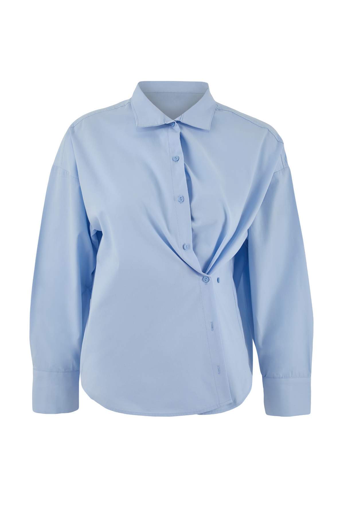 Trendyolmilla  Trendyol Studio Açık Mavi Oversize Asimetrik Pamuklu Poplin Gömlek TWOAW26GO00106