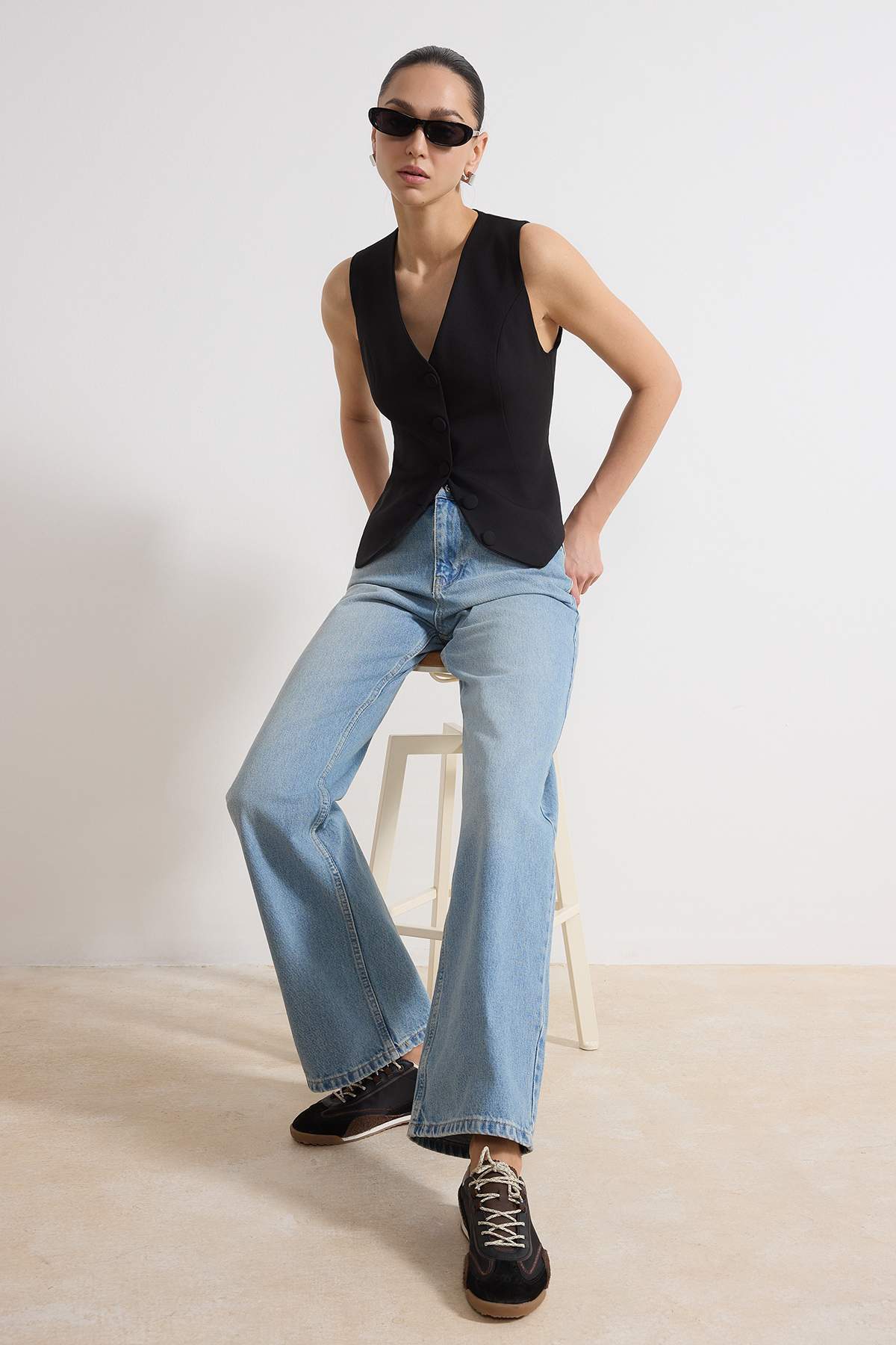 Trendyolmilla  Açık Mavi-6001 Yüksek Bel Wide Leg Jeans TWOAW25JE00101 - Görsel 2