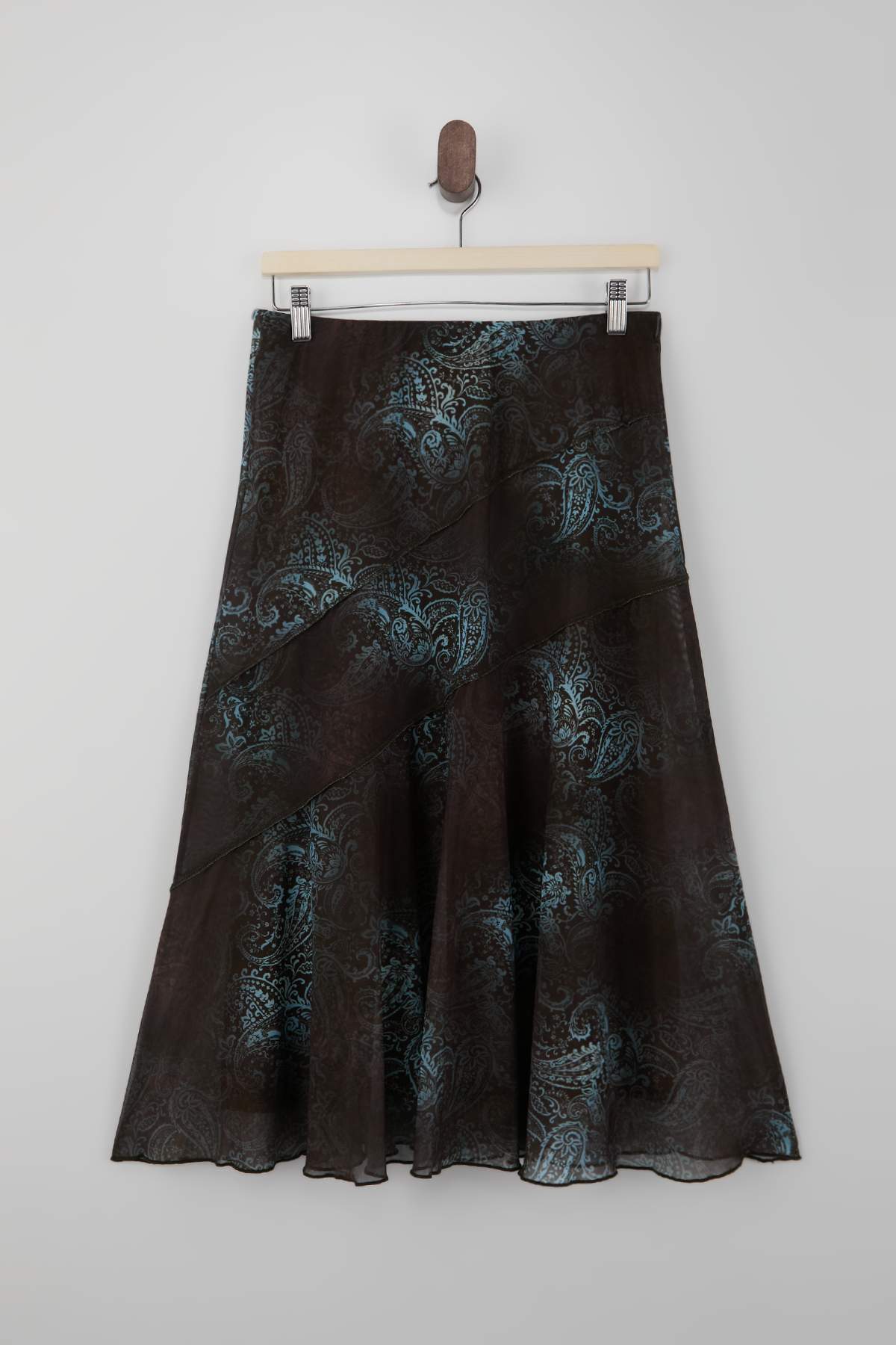 Trendyolmilla  Çok Renkli Şal Desen Boho Chic A-Kesim Dikiş Detaylı Normal Bel Midi Tül Örme Etek TWOSS26ET00002