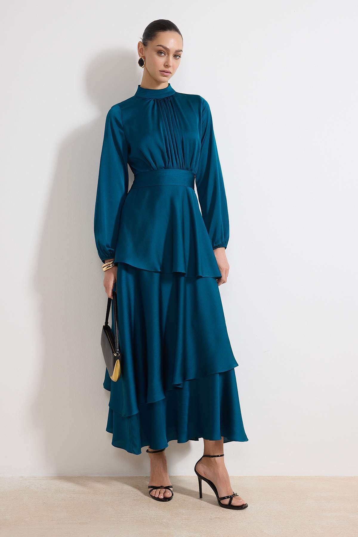 Trendyol Modest Smaragdgrüner Rock aus gewebtem Satin mit Falten, Abendkleid/...