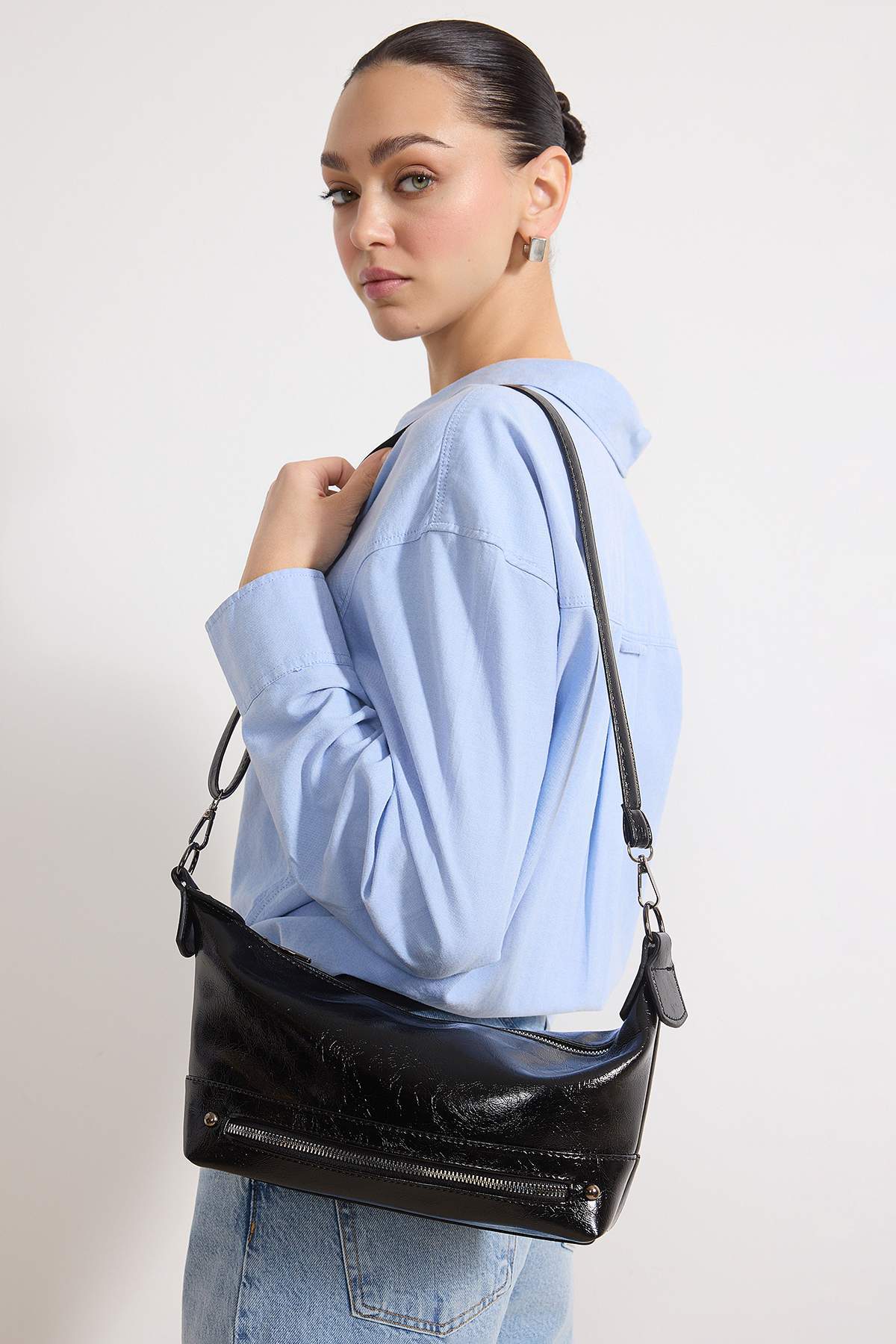 trendyol-shoes-womens-flat-shoulder-bag