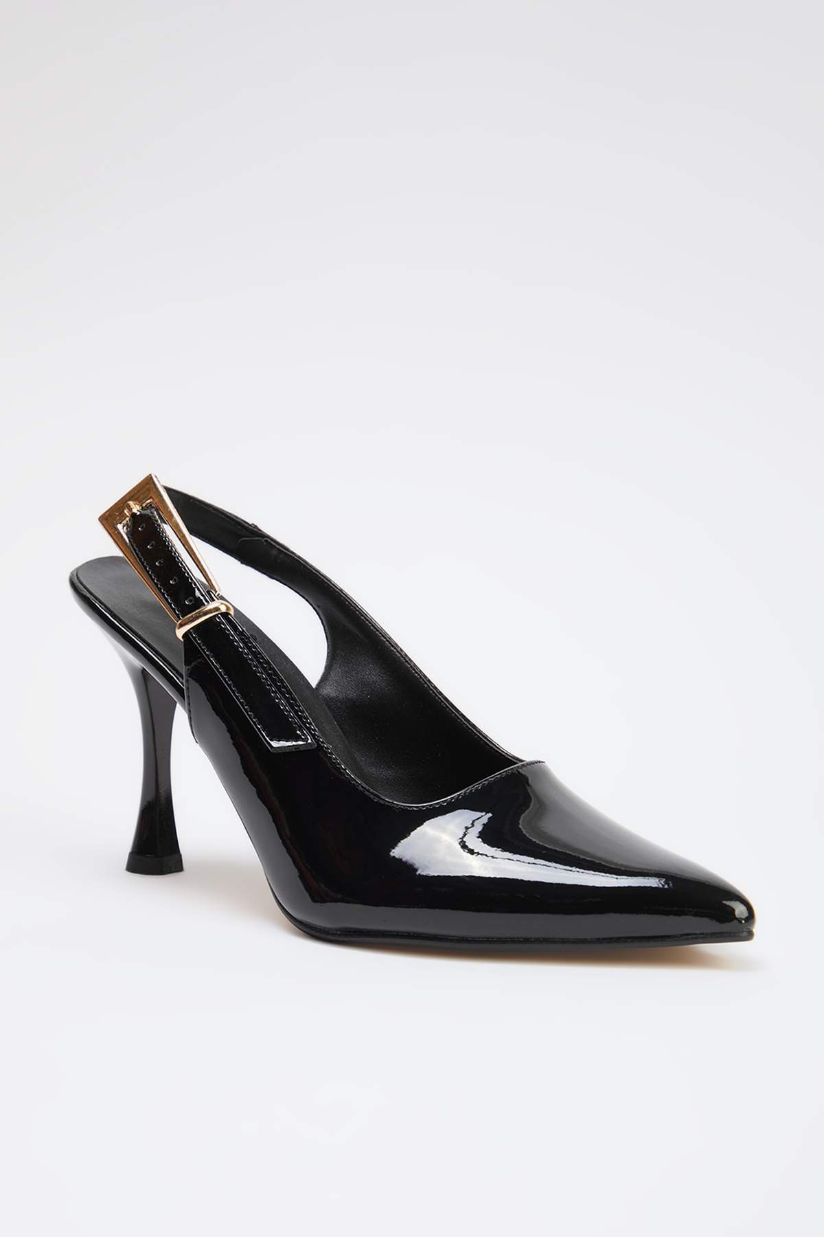 trendyol-shoes-womens-classic-high-heeled-sho