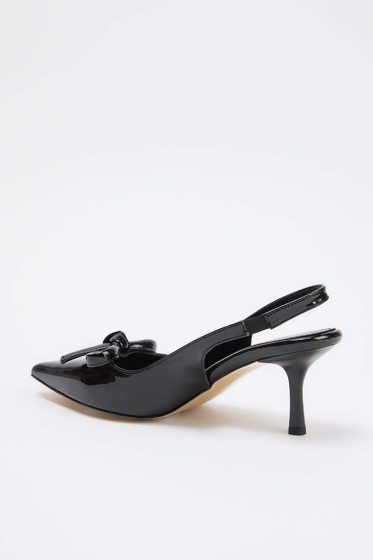 trendyol-shoes-womens-classic-high-heeled-sho