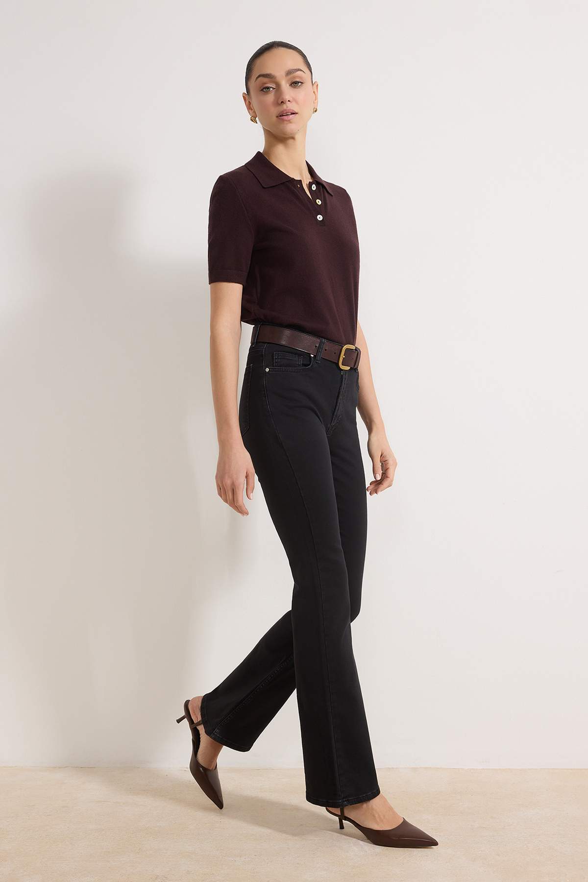 Trendyolmilla  Siyah Yüksek Bel Flare Yumuşak Ekstra Esneyen Örme Kot/Jeans TWOSS26JE00091 - Görsel 3