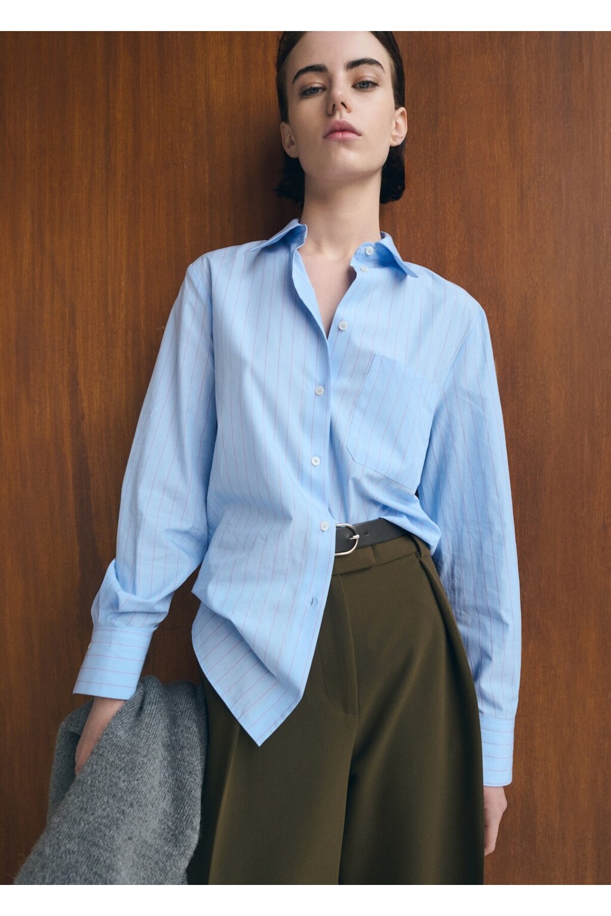 MANGO  Pamuk ve lyocell karışımı düz kesim gömlek