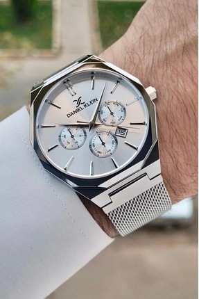 Daniel Klein Gümüş Renk Takvimli Erkek Kol Saati