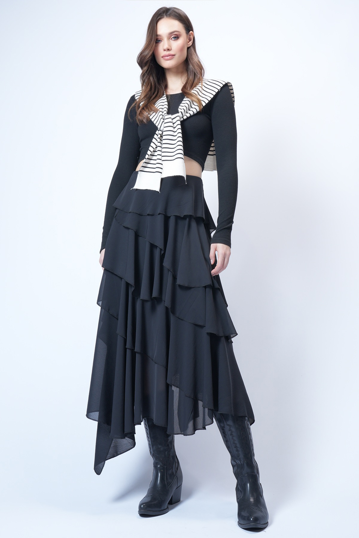 Trend Alaçatı Stili  Kadın Siyah Kat Kat Volanlı Maxi Boy Dokuma Etek ALC-X14749 - Görsel 8