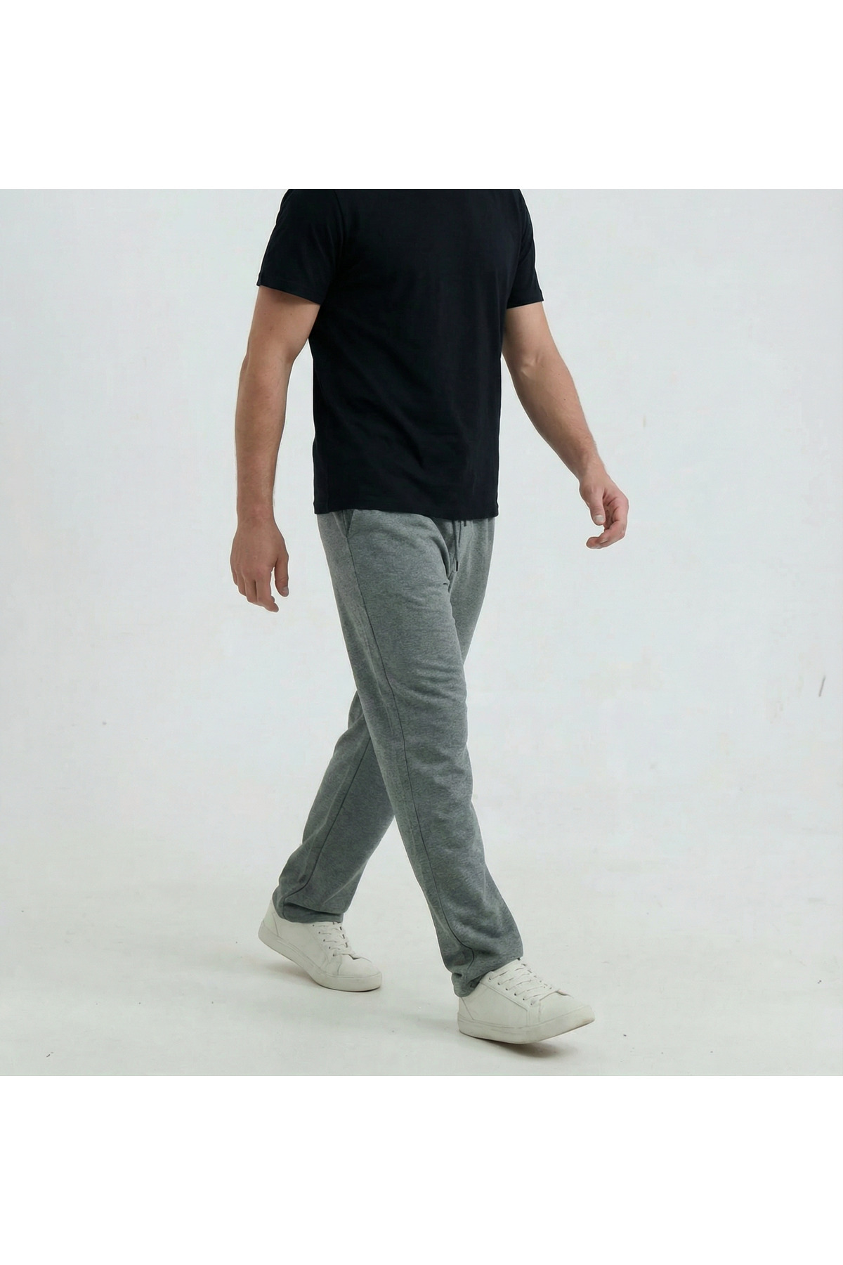 بدلة رياضية فضفاضة برباطين وساق واسعة