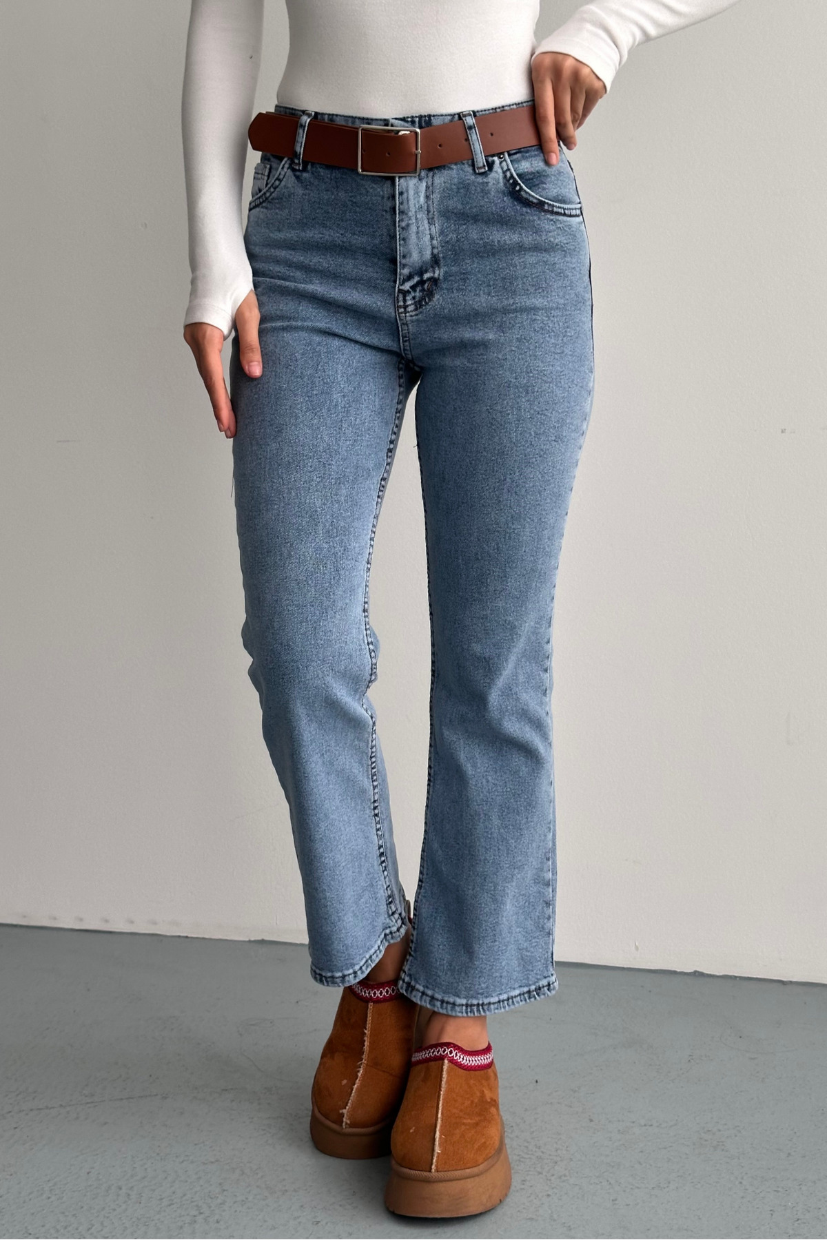 macharel jeans Bilek Boy Slim Fit Mom Mavi Jean görsel 7