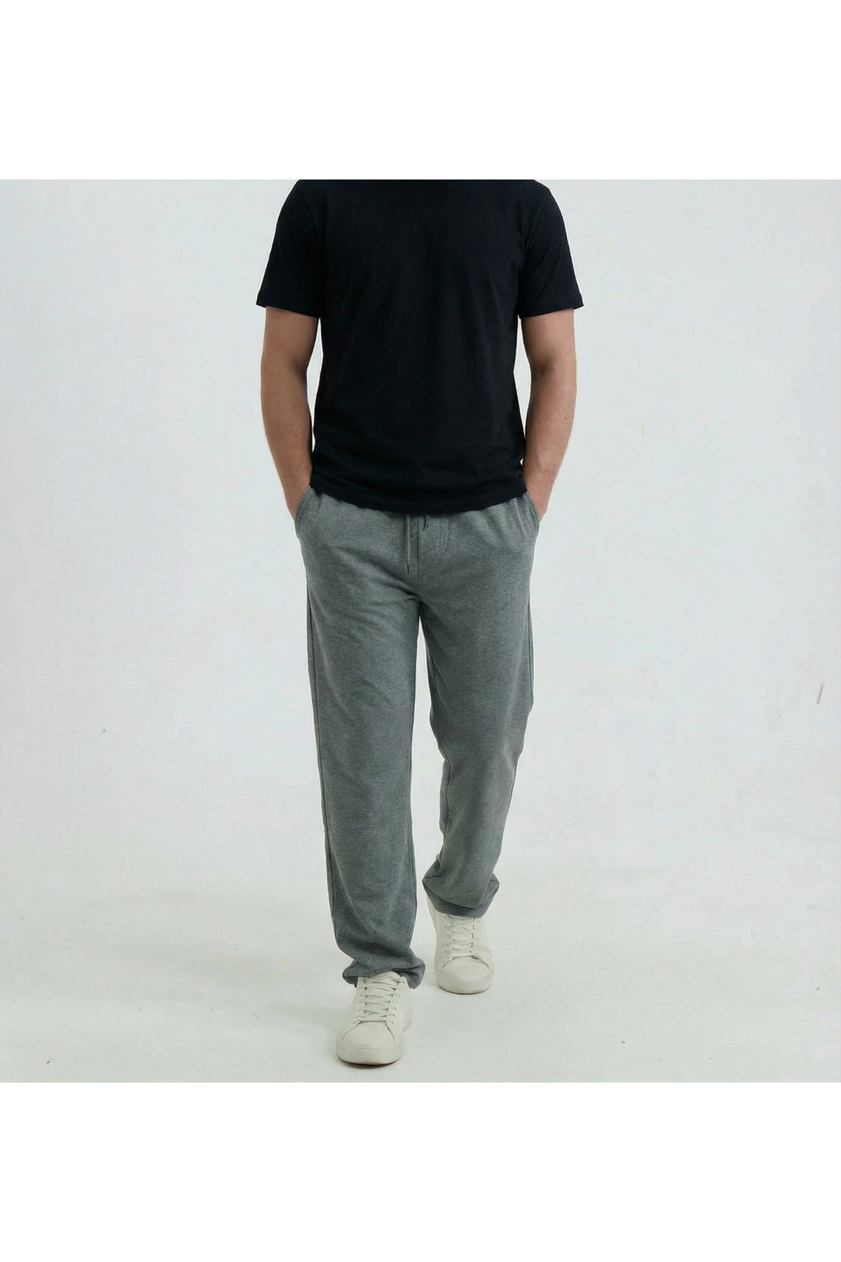 بدلة رياضية فضفاضة برباطين وساق واسعة