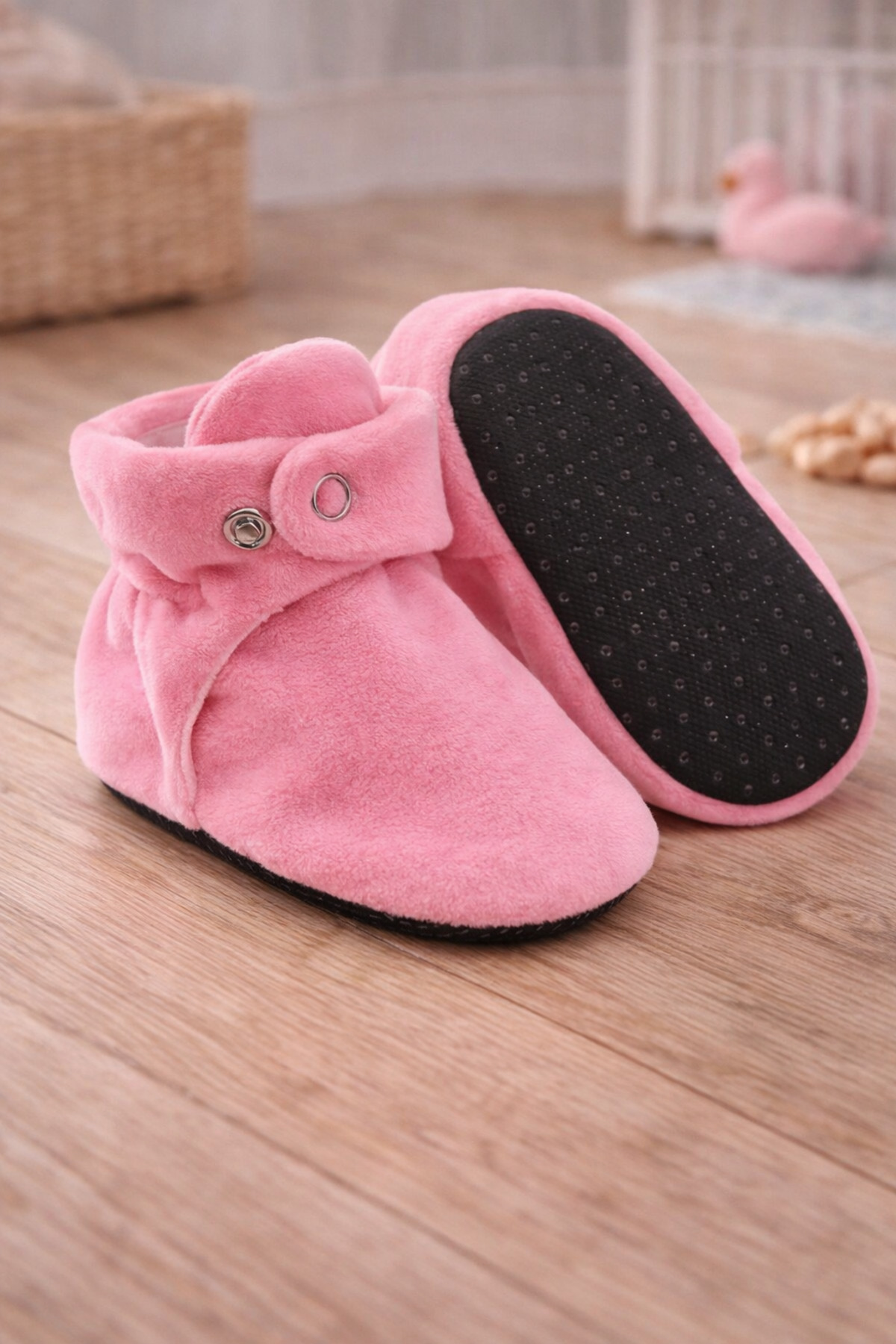Organic Cotton Lined, Baby First Step Shoes, Anti-Slip Sole, Baby Snoozies, Pink Booties