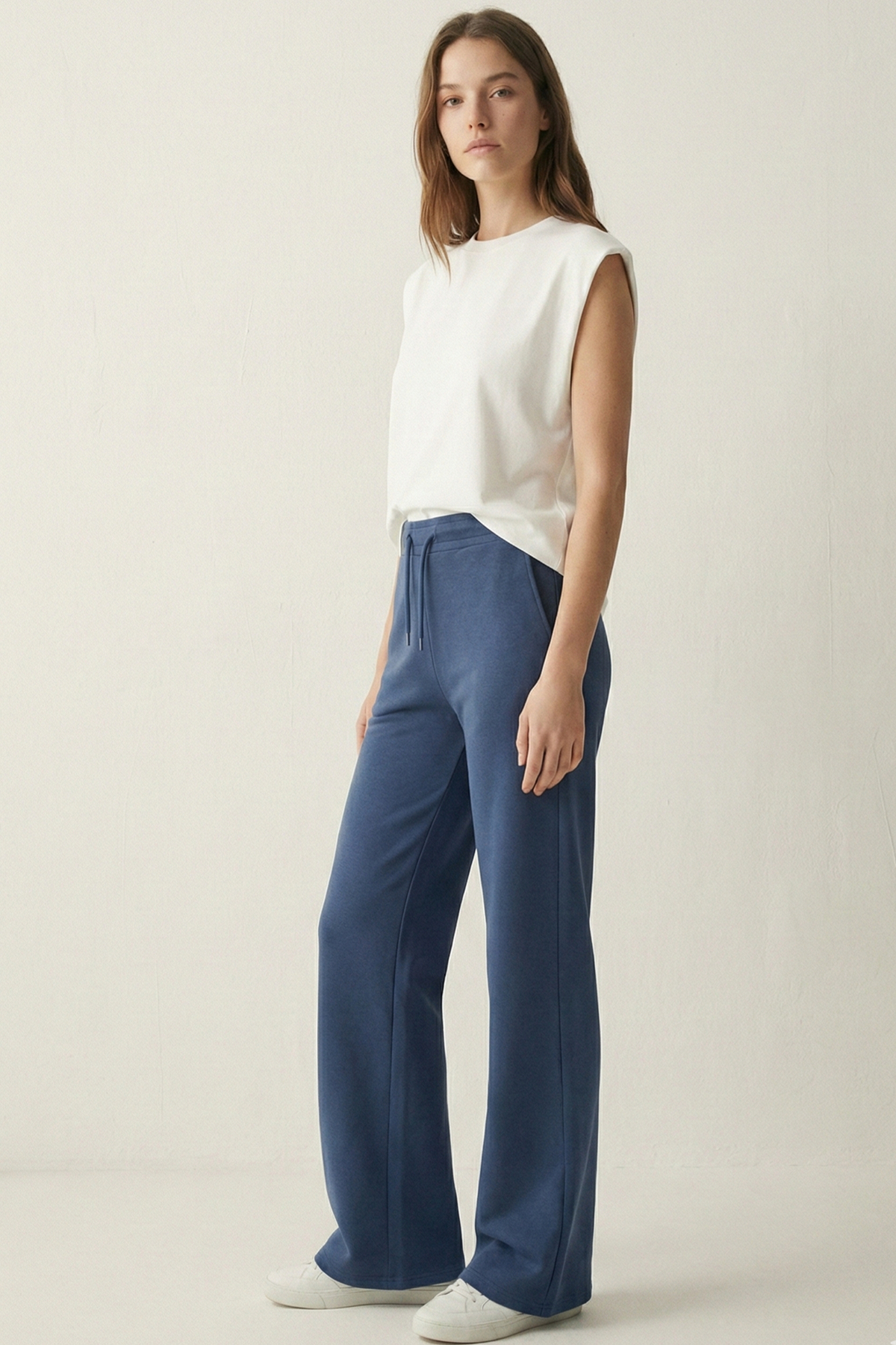 Elemge  Pamuklu Kadın Eşofman Altı Yüksek Bel İndigo Mavi Dar Kalıp Flare Fit Geniş Paça Cepli Esnek Likralı - Görsel 7