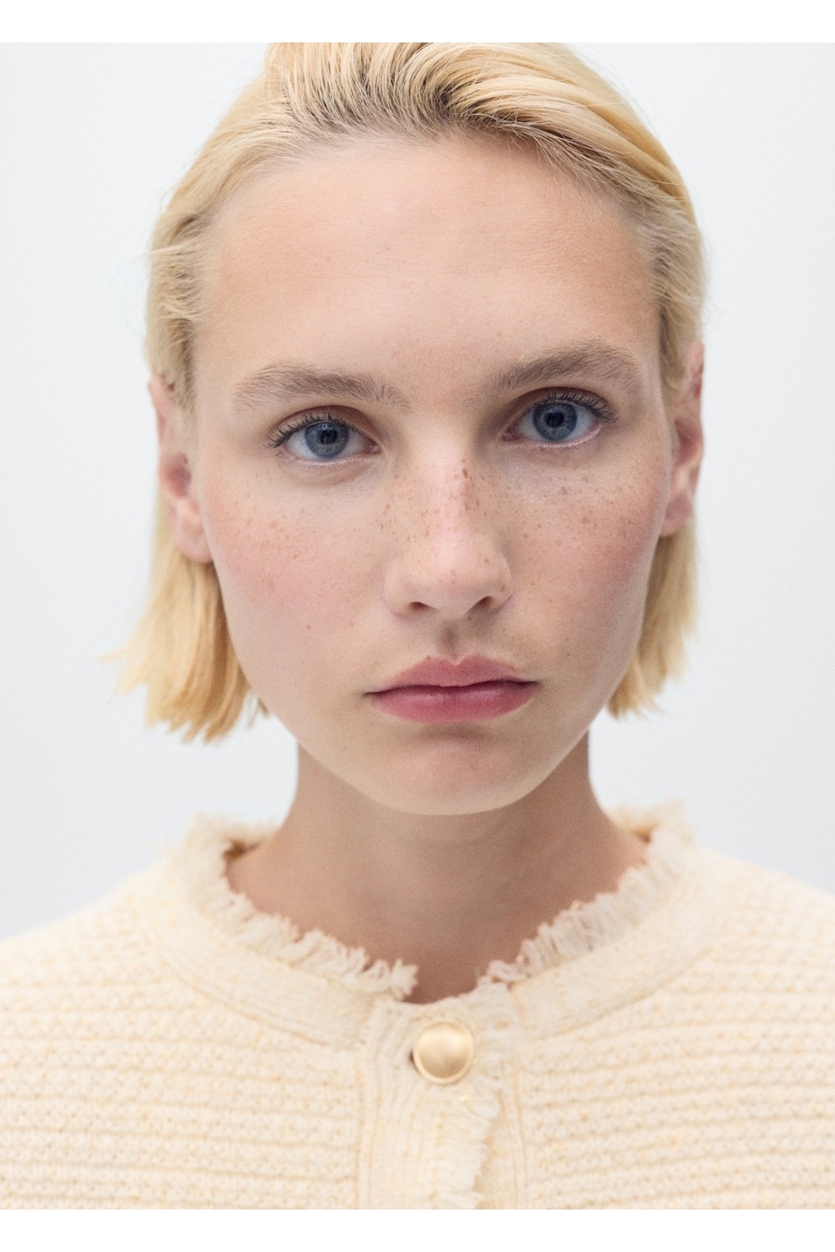 MANGO  Püskül detaylı triko hırka - Görsel 6