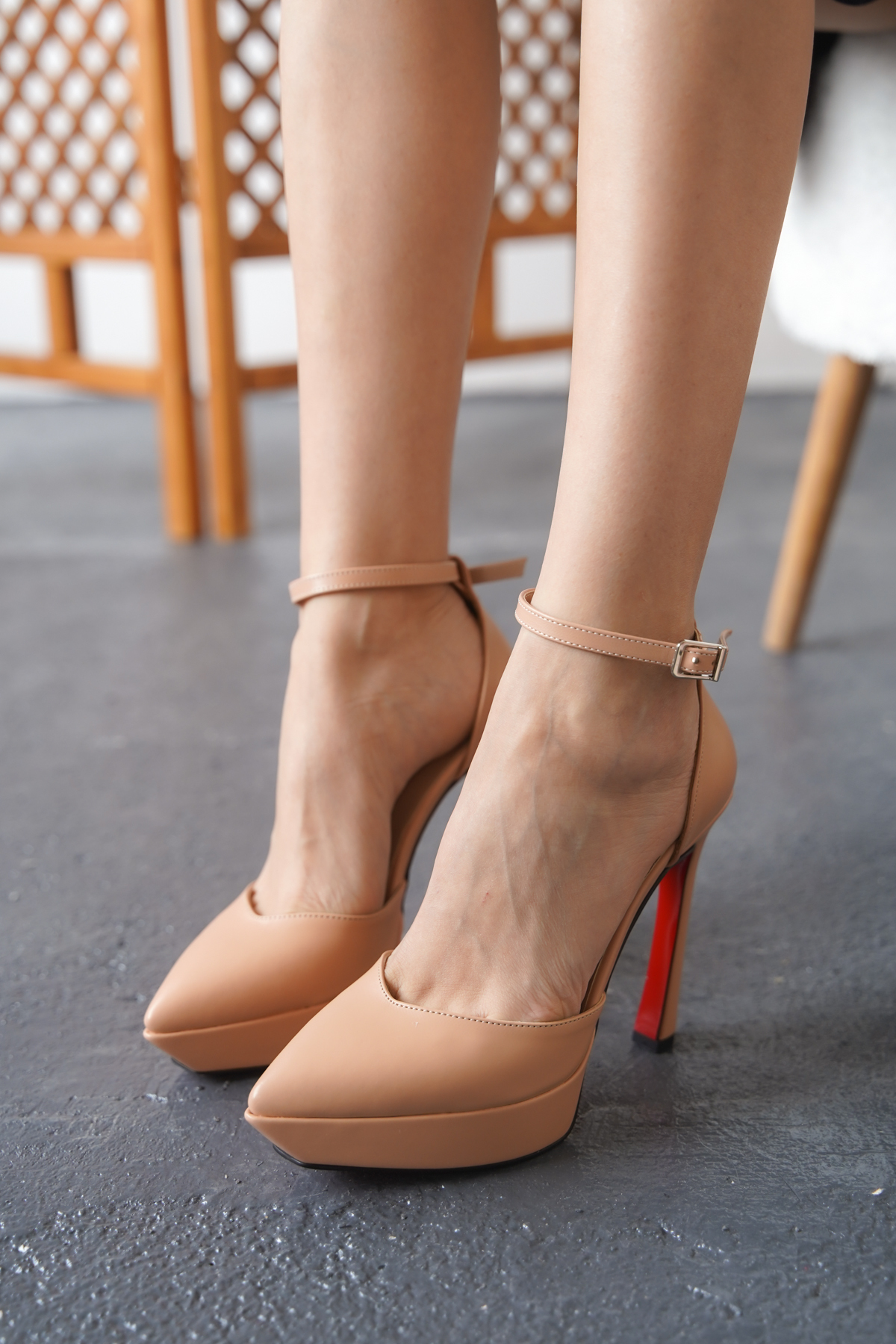 Women's Platform Heels with Nude Skin Helmet Accies
