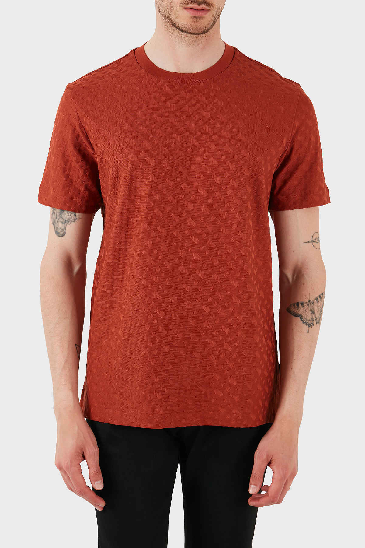 باس تی‌شرت آستین کوتاه مردانه طرح برجسته یقه گرد، کد ۵۰۵۳۷۱۳۱-۸۰۶