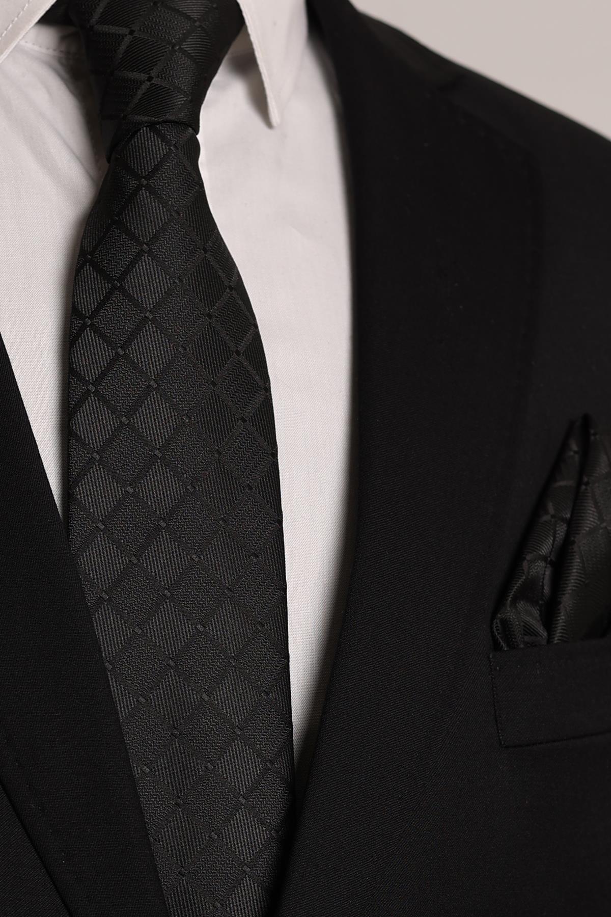  دستمال جیبی و کراوات مشکی طرح چهارخانه دست‌ساز ۷.۵ سانتی‌متری