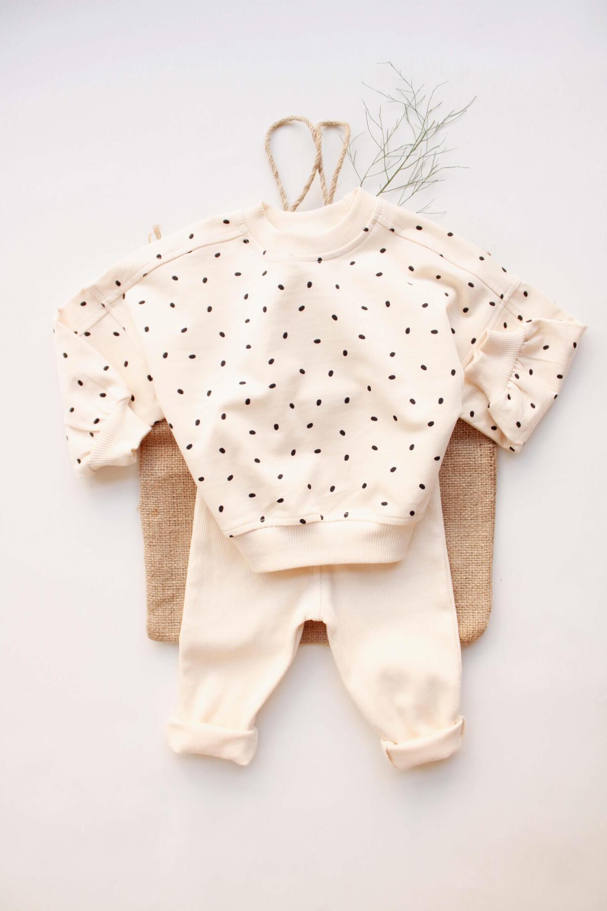 OhlalaKoala Siyah Puantiyeli Bebek Alt Üst Takım fotoğrafı 2 (önizleme)