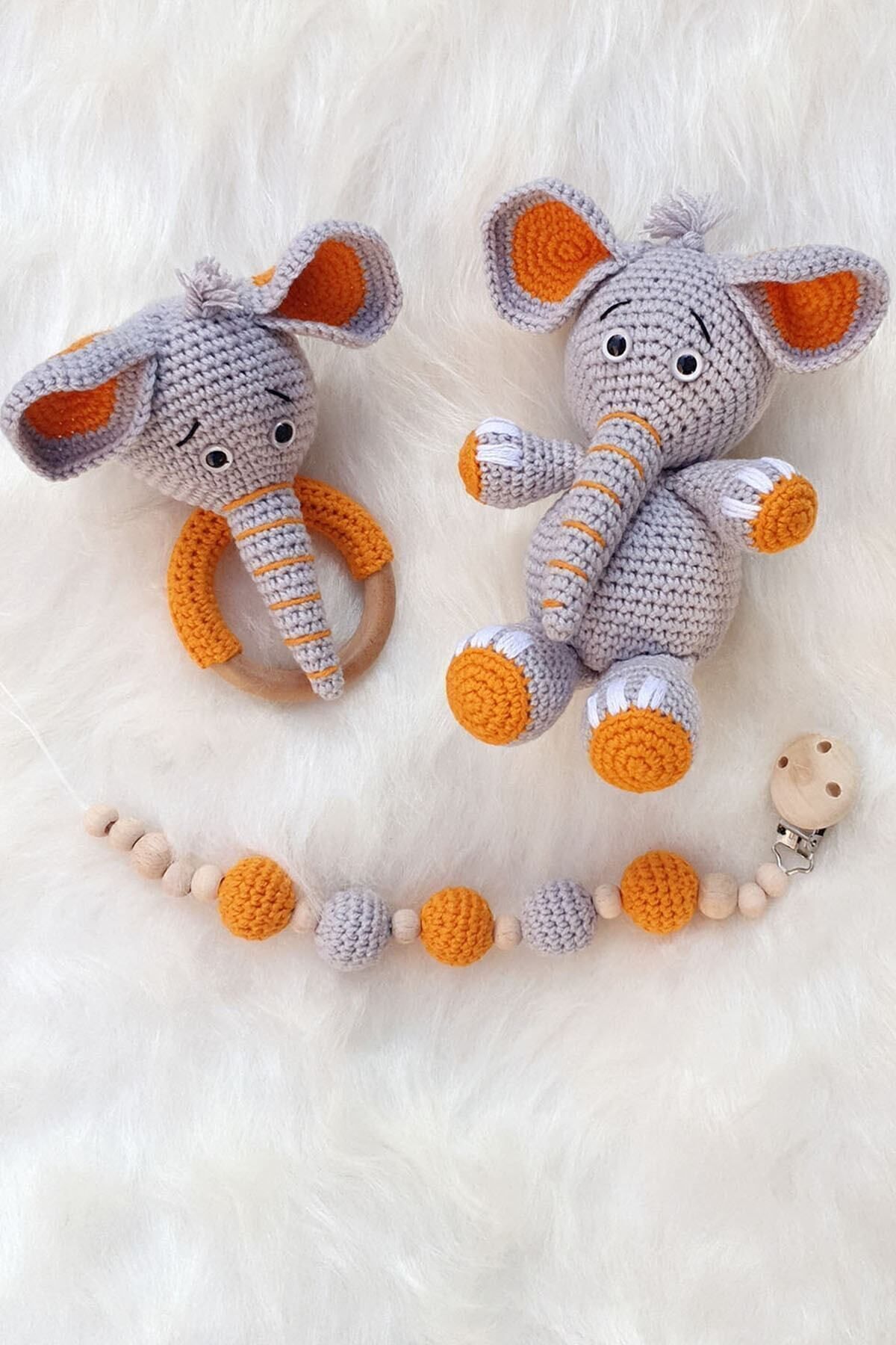 kelebeginruyasihobievi Amigurumi Hediyelik Uyku Arkadaşı Fil, Fil Çıngırak Ve Emzik Zinciri Set fotoğrafı 2 (önizleme)