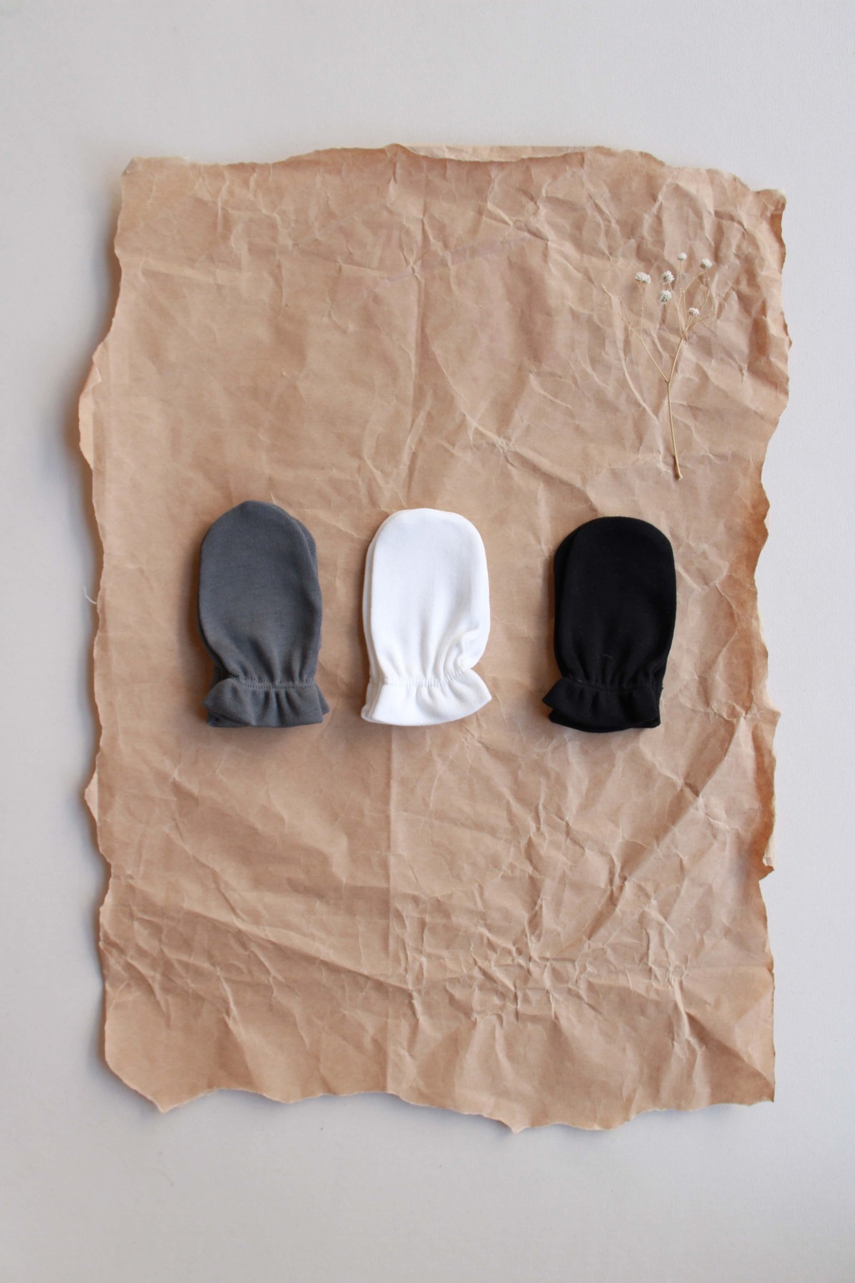 OhlalaKoala 3lü Beyaz-antrasit-siyah Yenidoğan Eldiven Set Model 7 fotoğrafı 7 (önizleme)