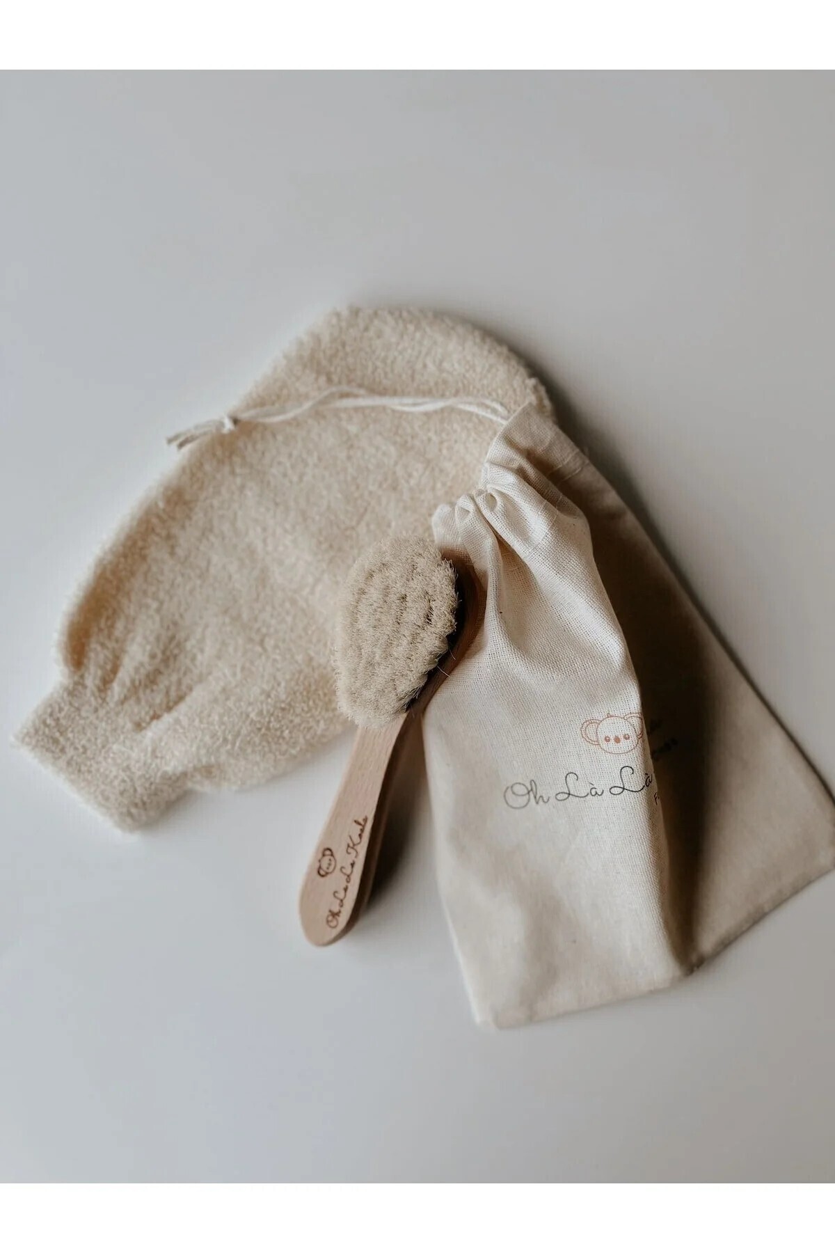 OhlalaKoala Doğal Keçi Kılı Ahşap Bebek Fırçası Ve Pamuk Bebek Banyo Kesesi 2li Set fotoğrafı 4 (önizleme)