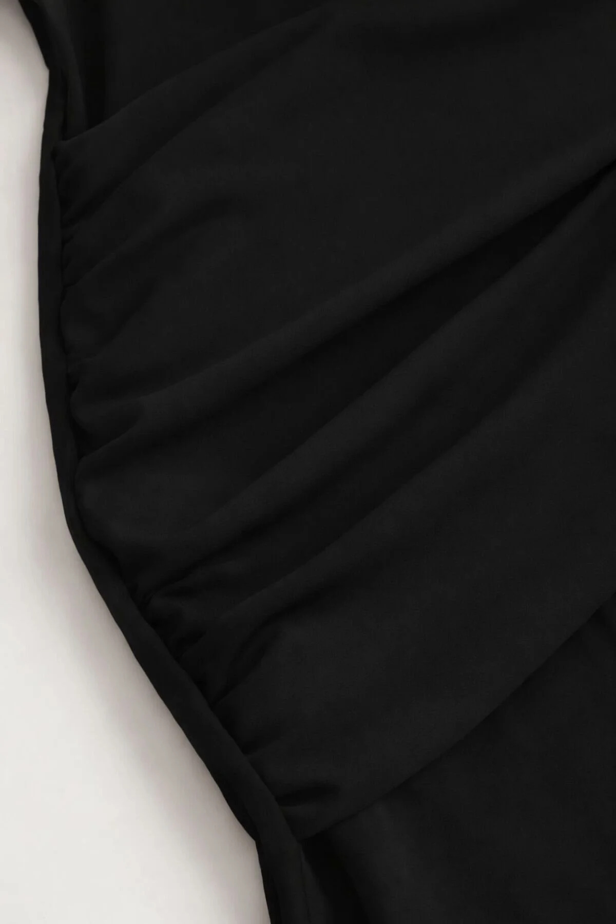 World Fashion Trends  Siyah Kadın Dik Yaka Toka Detaylı Kuşaklı Toparlayıcı Kalıp Mini Elbise - Görsel 4