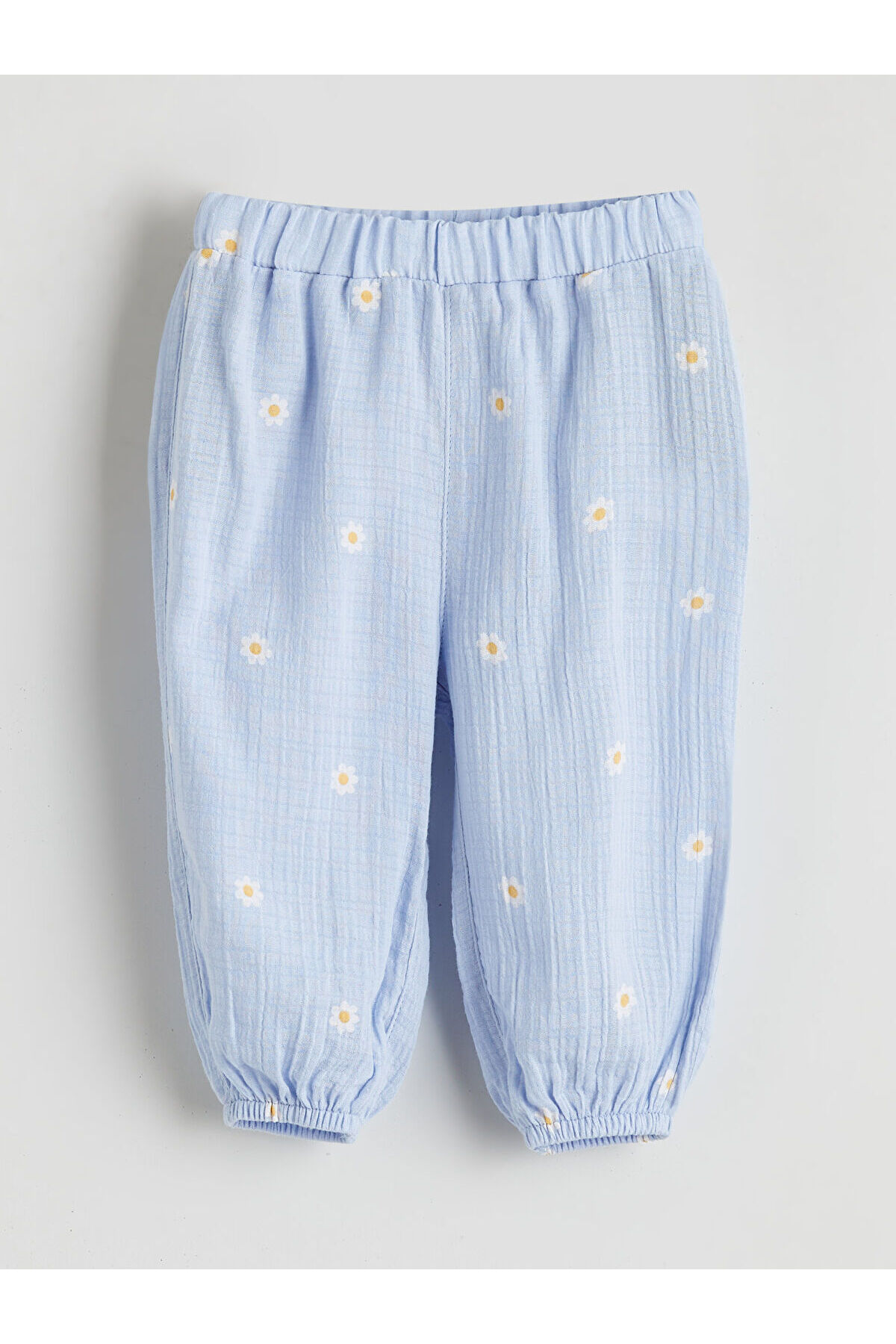 LC Waikiki Elsiva Collection Mavi Çiçekli Kız Bebek Gömlek ve Pantolon fotoğrafı 6 (önizleme)