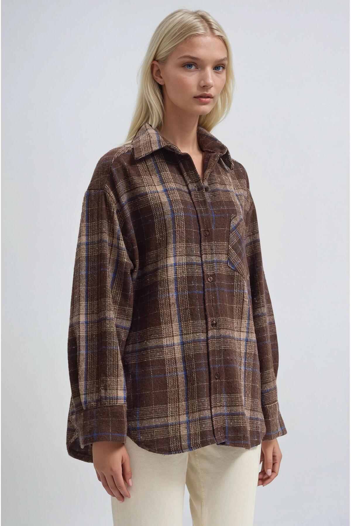 Lijuri Košulja sa jednim džepom u šarke, model 3494