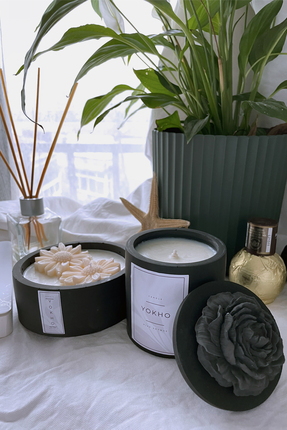 Yokho Black Collection – %100 Doğal Soya Wax Papatya Tasarım Mum