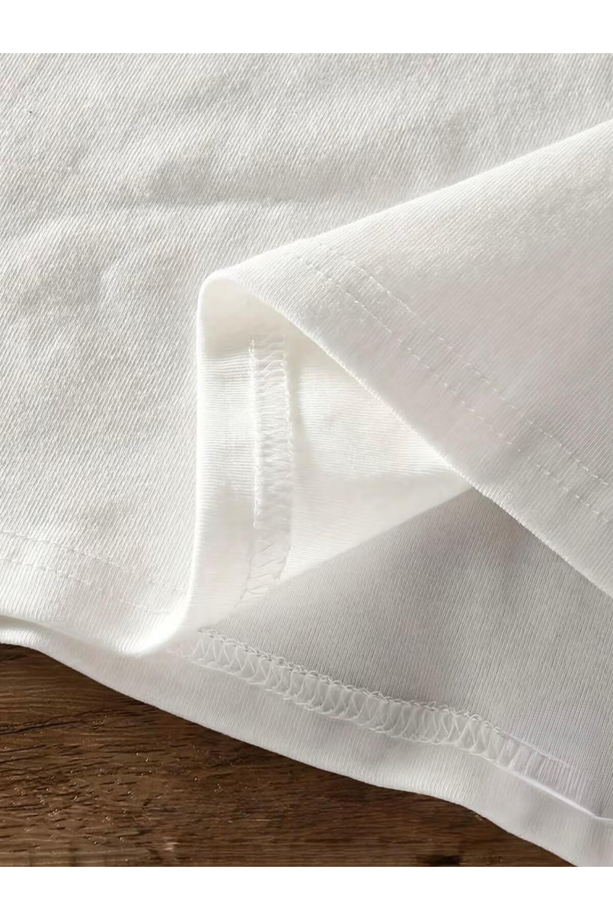 herkesemoda  Kalp Kelebek Baskı Detaylı Basic T-Shirt - Görsel 4