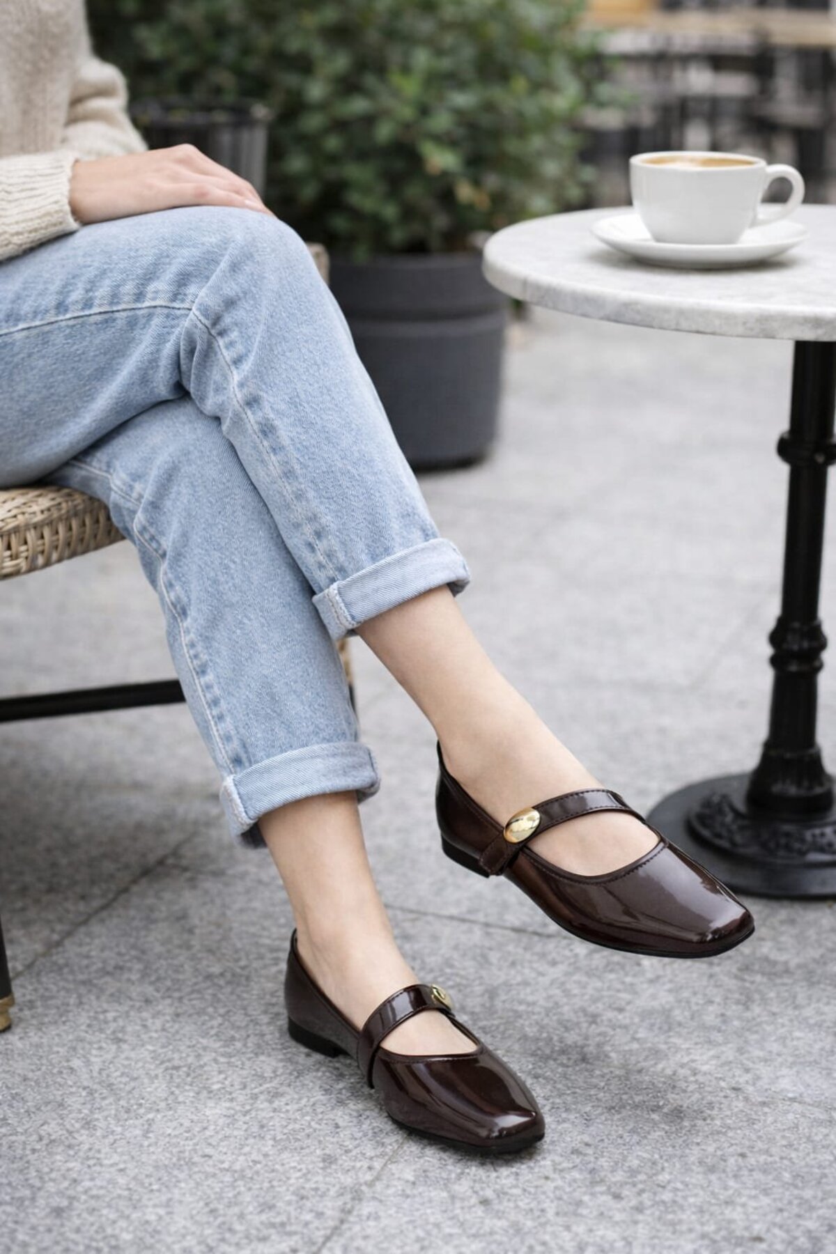 Slipcat  Kadın Rugan Babet Şık Tokalı Ortopedik Taban Günlük Ayakkabı - Görsel 5