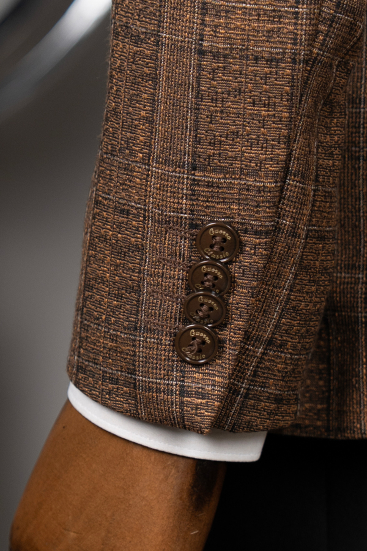 کت و شلوار ست – SlimFit. لطفا یک سایز بزرگتر انتخاب کنید. — بژ T01-KP8269 — تصویر 5 از 6
