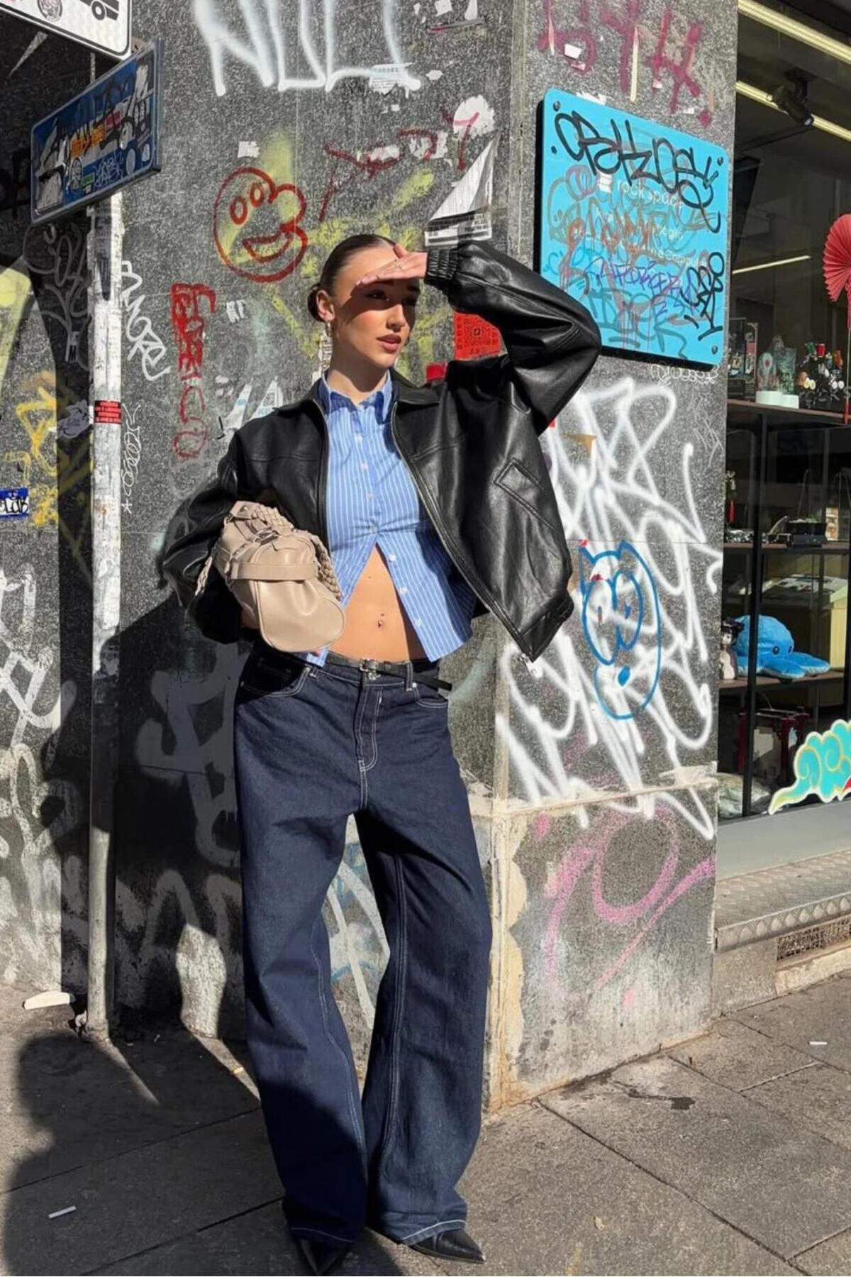 FİOX ATELİER  Kadın Mavi Çizgili Uzun Kollu Vücuda Oturan Gömlek Fio-120 - Görsel 5