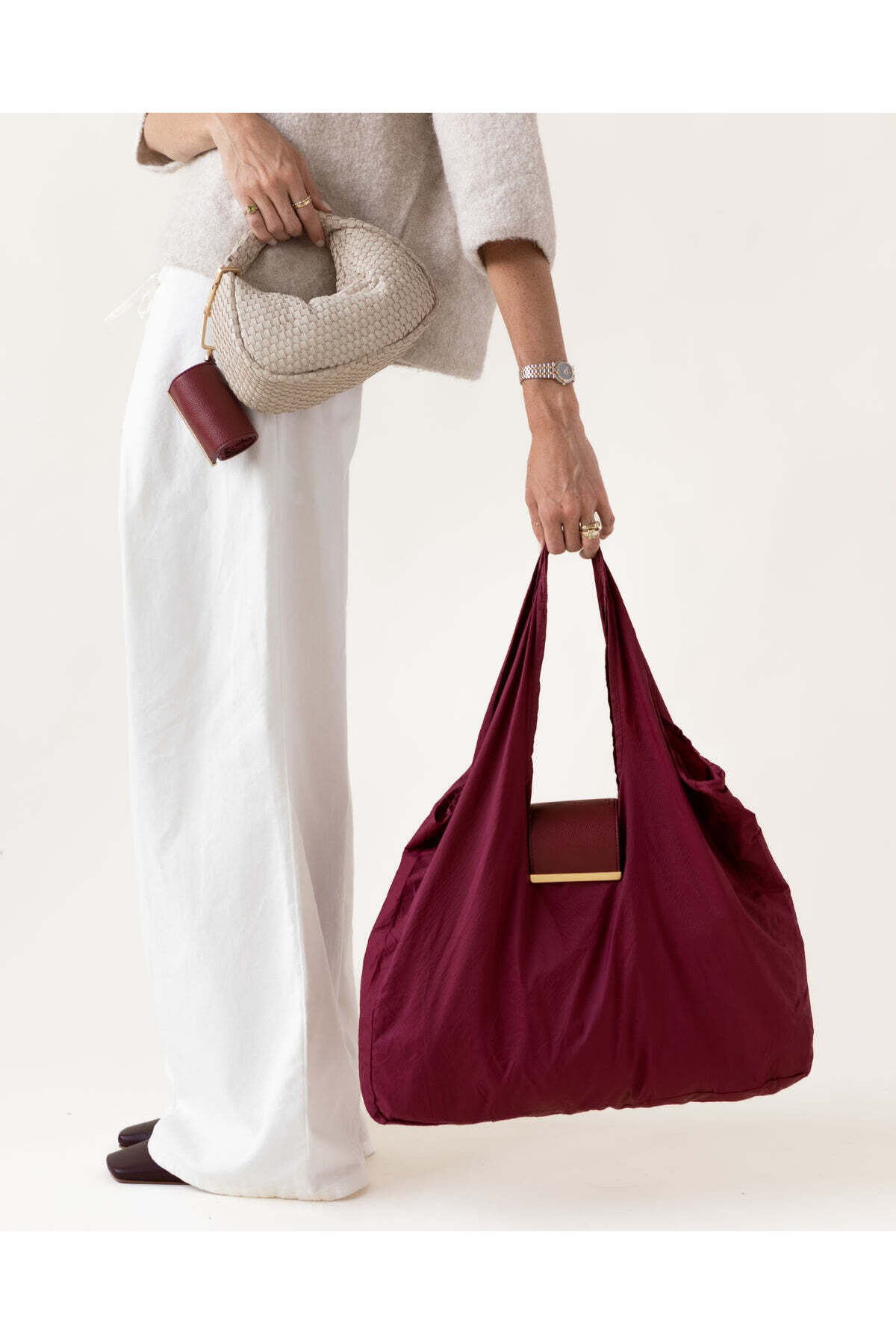 Bordo LEYNA Charm Detaylı Katlanabilir El ve Omuz Kadın Çantası görünüm 1