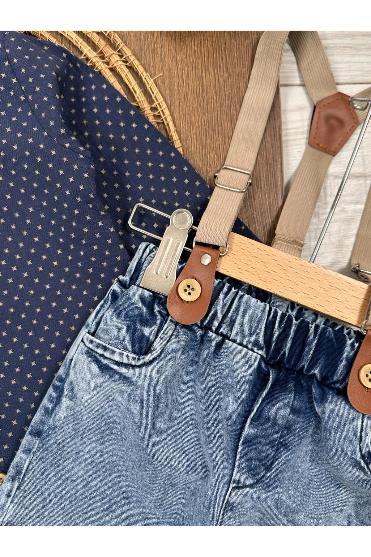 Bolly Baby Askı Kemerli Papyonlu Likralı Kot Pantolon Erkek Bebek/Çocuk Takım fotoğrafı 3 (önizleme)