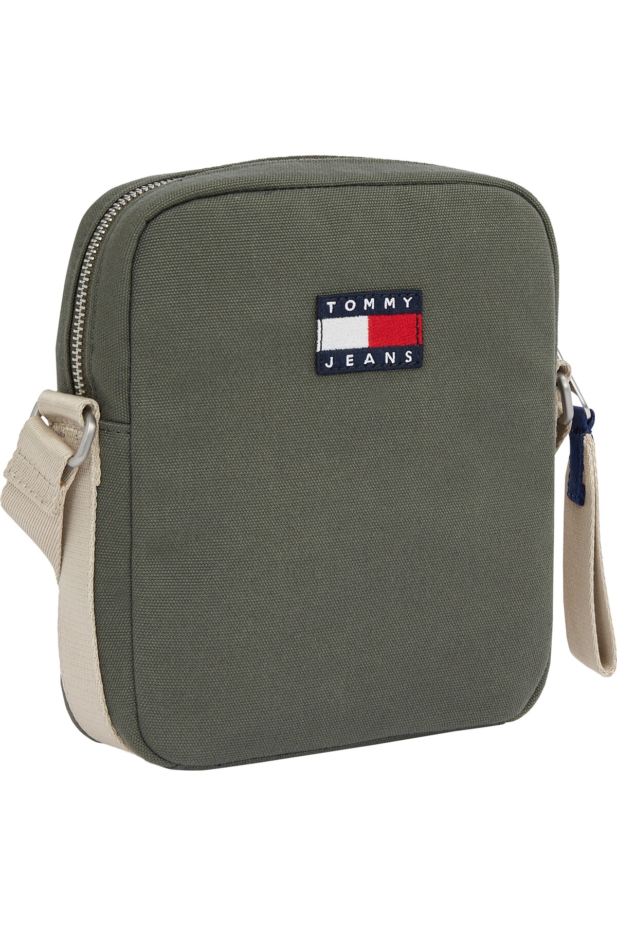 تامی هیلفیگر خبرنگار باحال قدیمی TJM