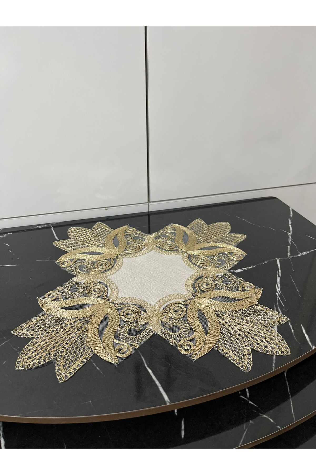 French Lace Guipure Luxury Ziggon -Coffee Table Cover