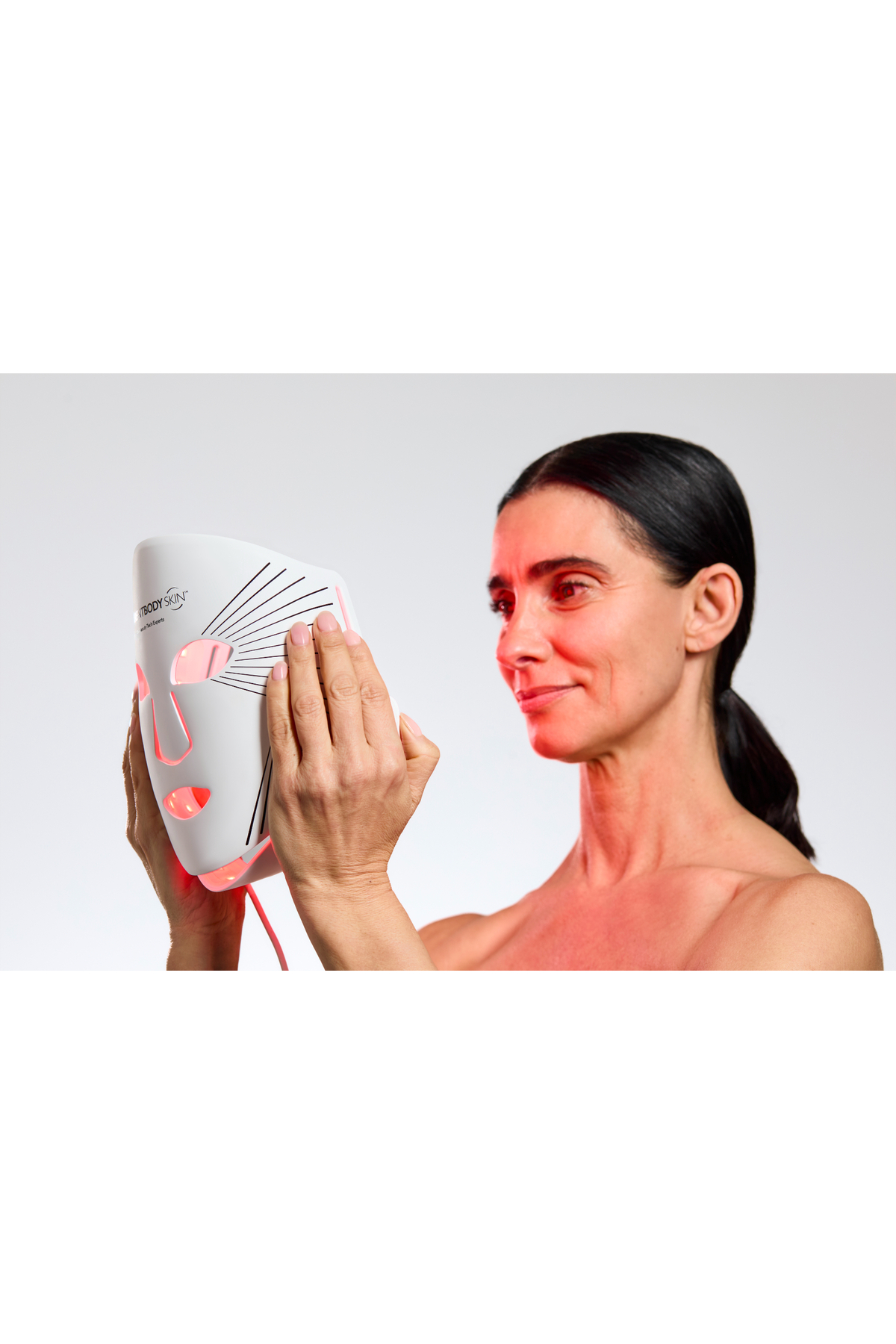 Yaşlanma Karşıtı LED Red Light Yüz Maskesi Cilt Bakım Cihazı Seri 2 — CBD LEDMASK-S2 — تصویر 6 از 8