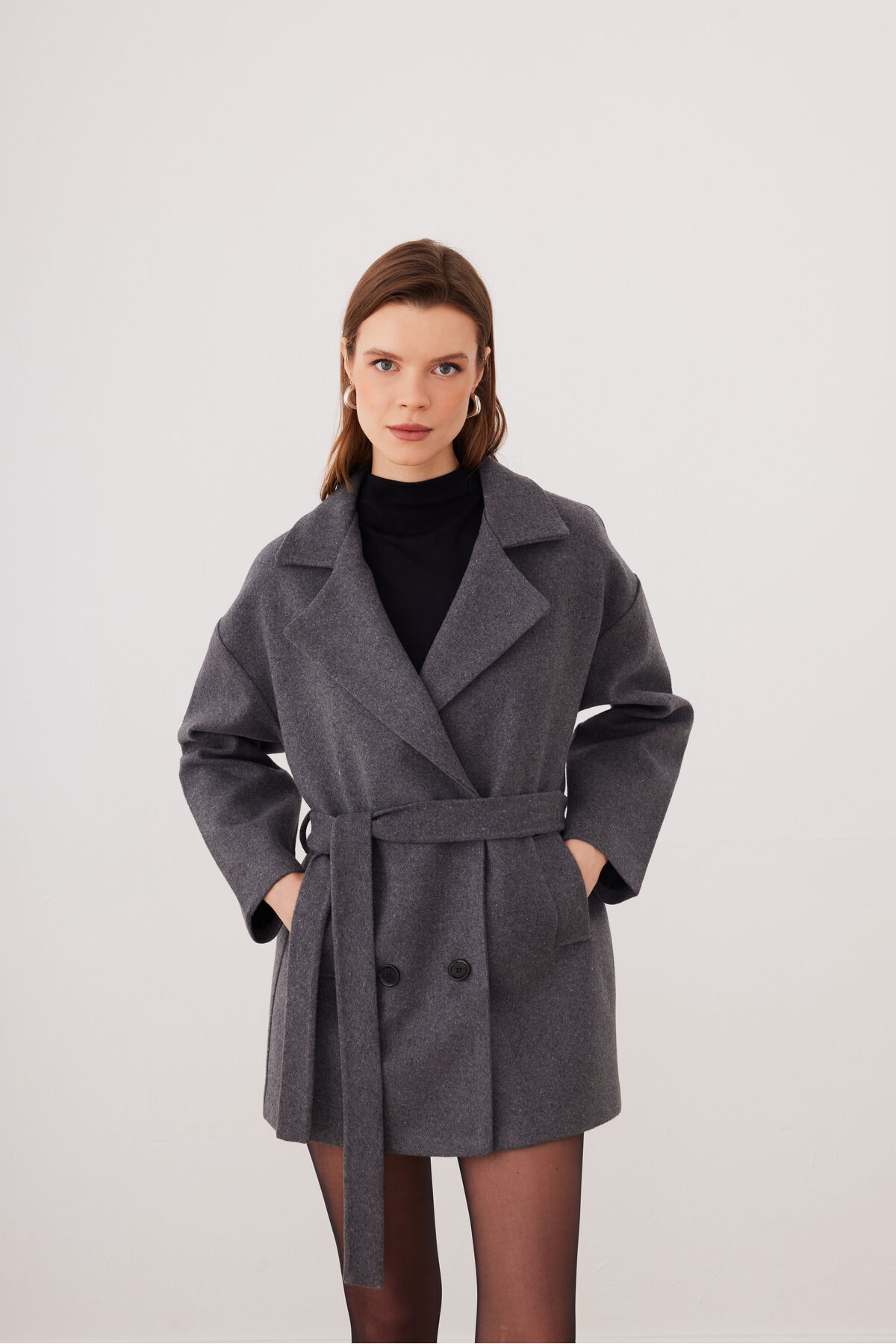 SevdeUgur  Kadın Antrasit Oversize Kısa Kaşe Kaban Kemerli Astarlı - Sevde Ugur - Görsel 5