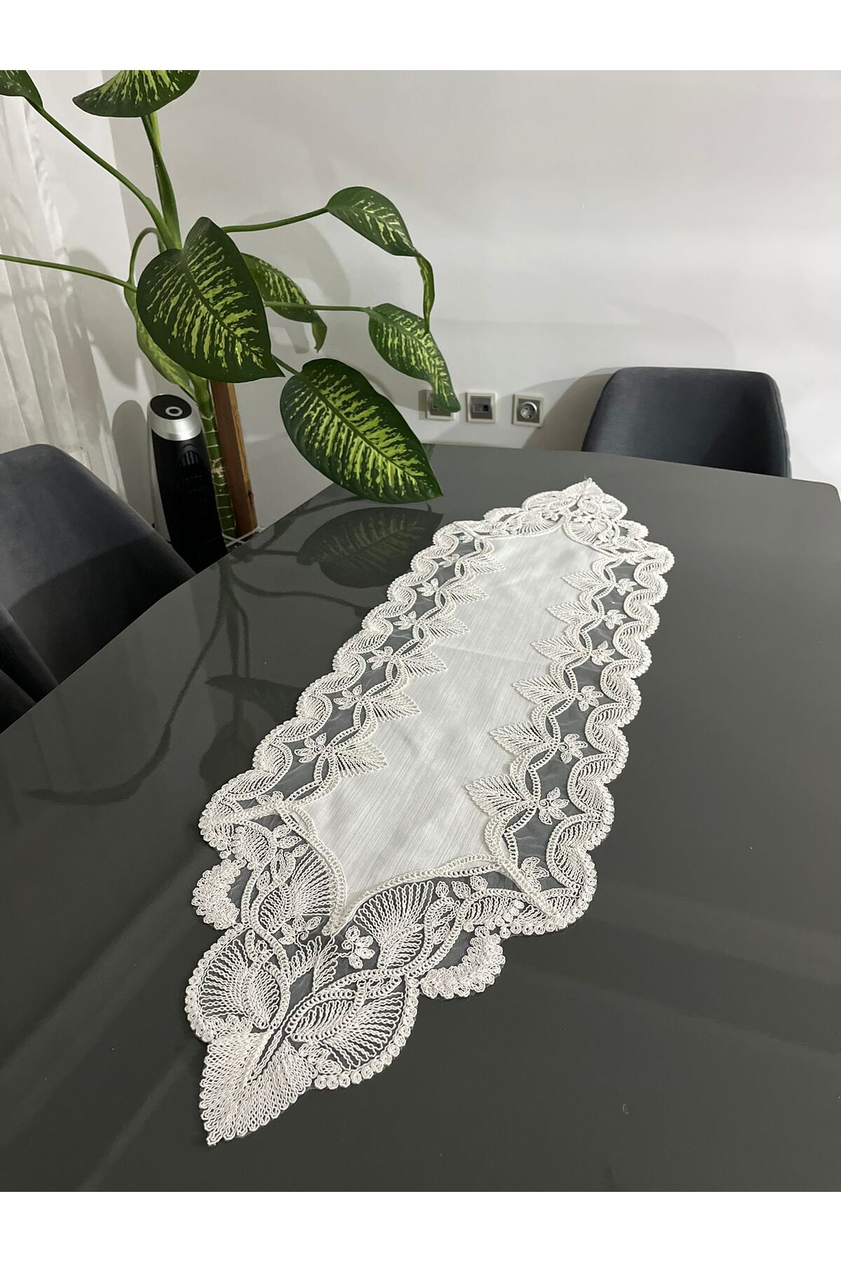French Lace Linen Gardenia Luxury Guipure Runner
