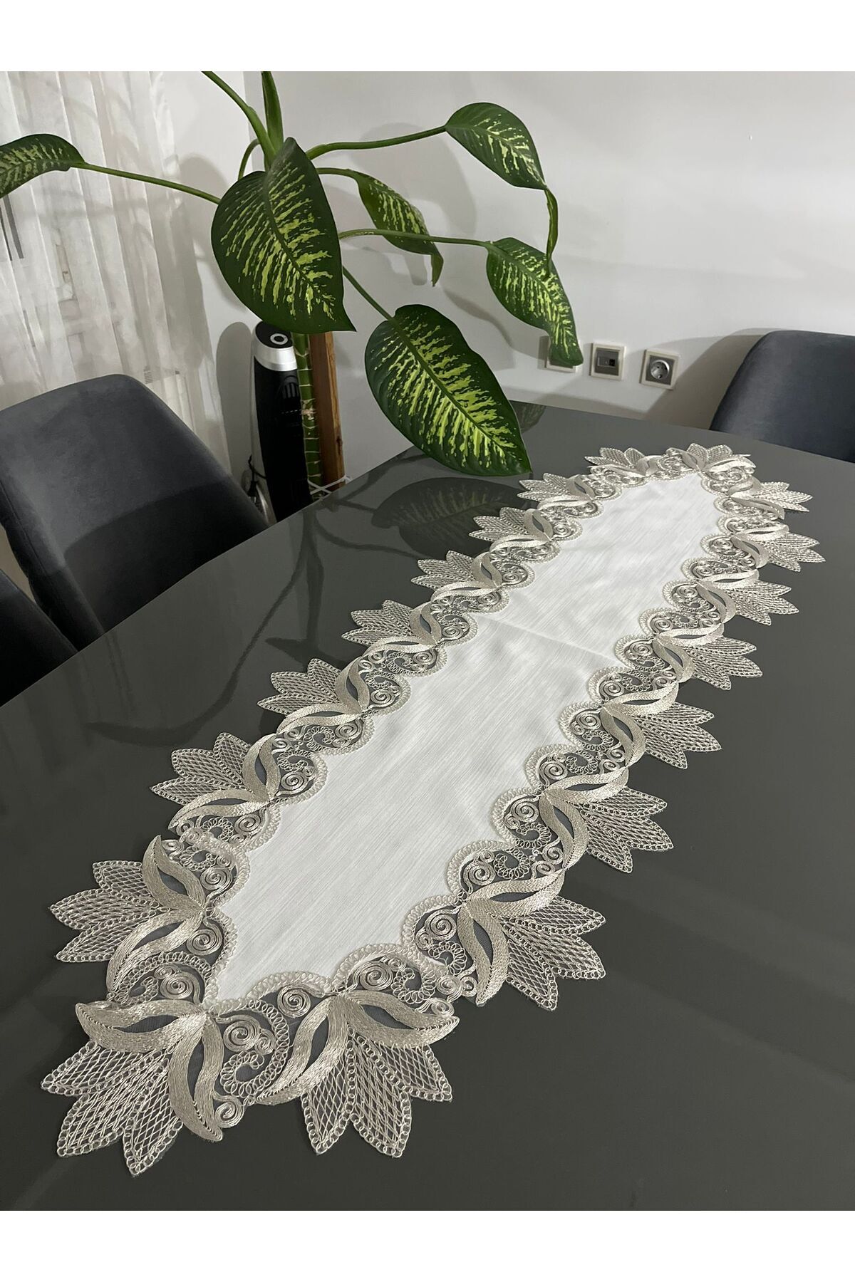 French Lace Linen Gardenia Luxury Guipure Runner