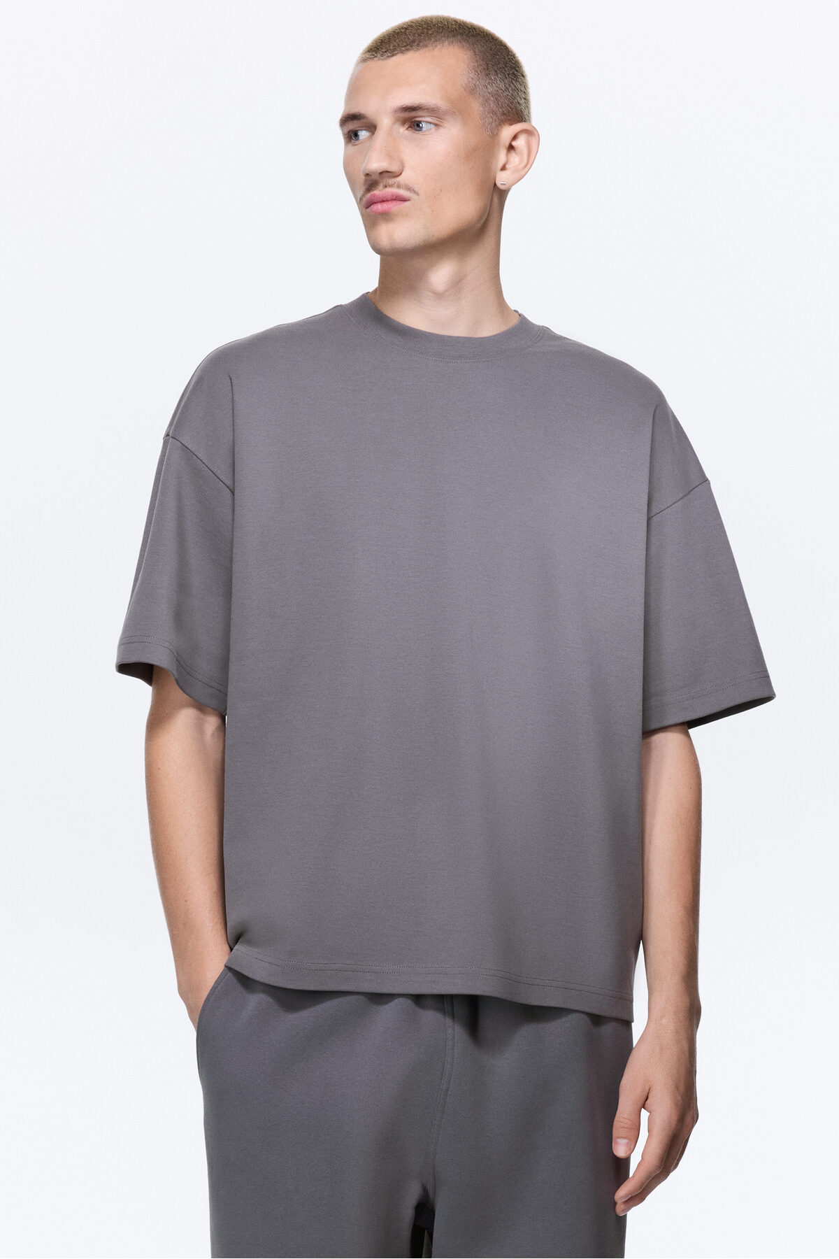 تی شرت اینترلاک سایز بزرگ مناسب اچ اند ام تی شرت بزرگ سایز H&M