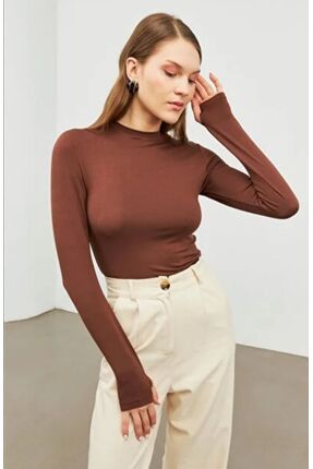 DİĞER1111 BALIKÇI YAKA PARMAK GEÇMELİ KADIN BODY