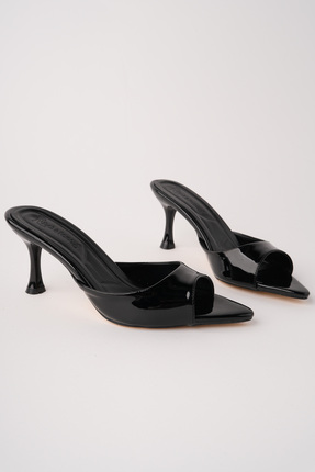 NOBLE TREAD SHOES Kadın Sivri Burun İnce Topuk 7 cm Şık Terlik Sandalet