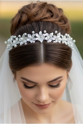 Tugiba Çiçekli İncili Gelin Aksesuarı, Nikah, Nişan Saç Aksesuarı, Tokası ve ...