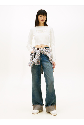 Tommy Jeans Yuvarlak Yaka Standart Nakışlı Beyaz Kadın Kazak TJW CROP CHENILL...