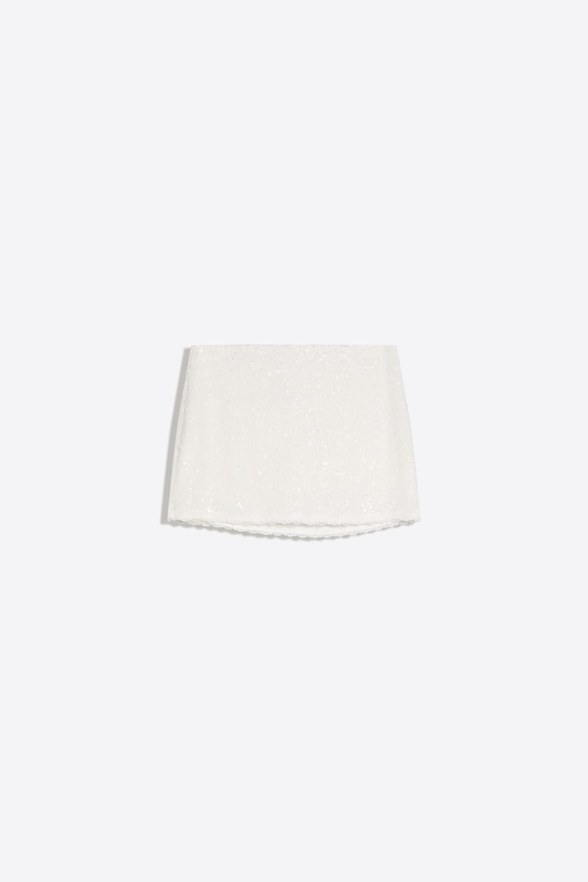 Bershka  Dantel pullu mini etek - Görsel 4