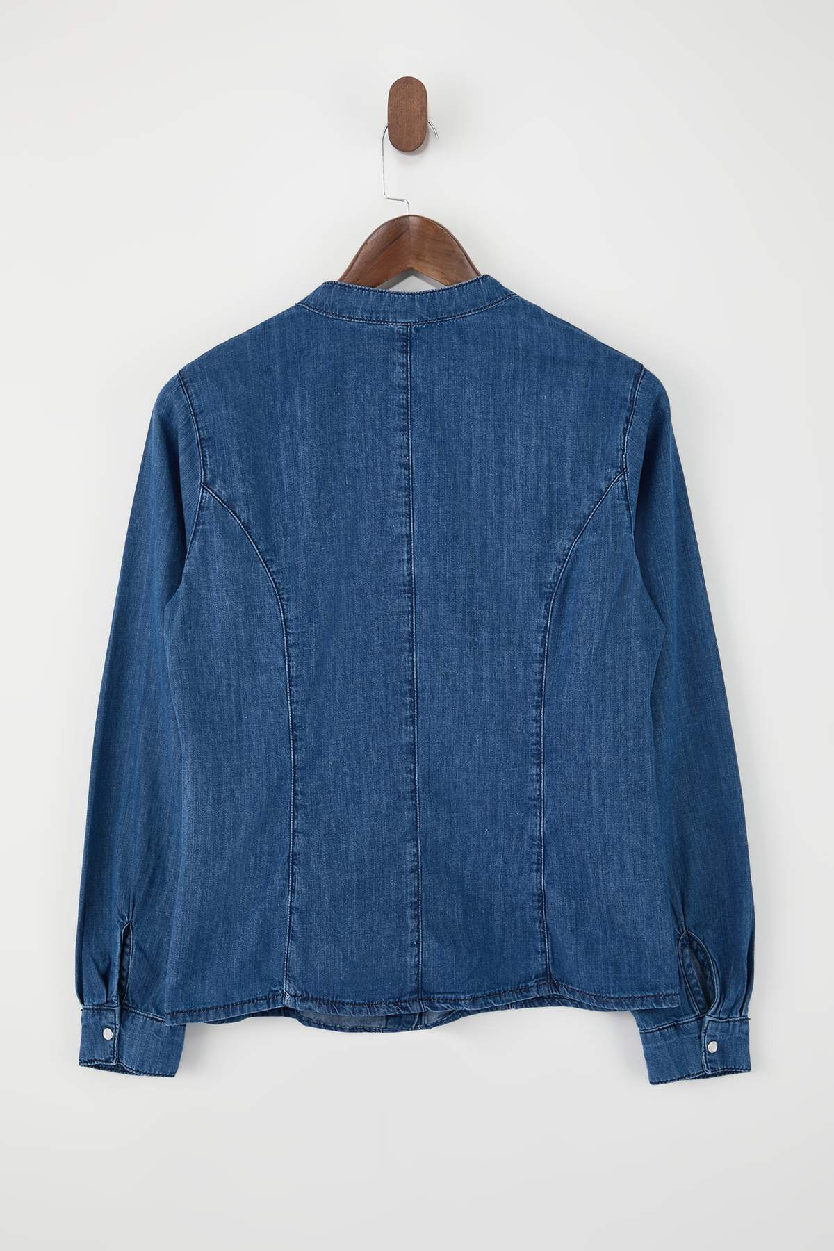 Trendyolmilla  Mavi Bebe Yaka 100% Pamuk Denim Gömlek TWOSS26GO00027 - Görsel 6